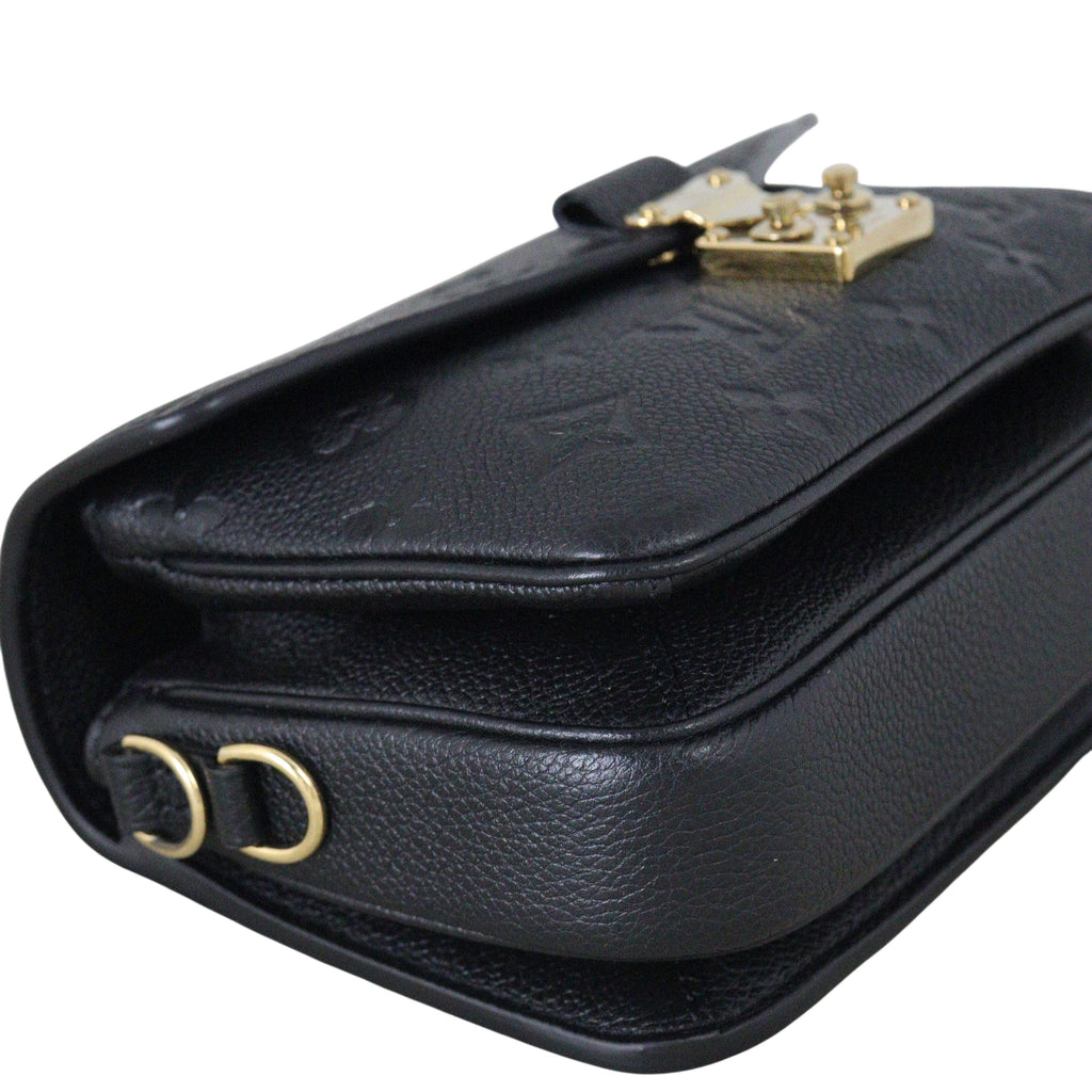 Louis Vuitton Pochette Metis East West Monogram Empreinte