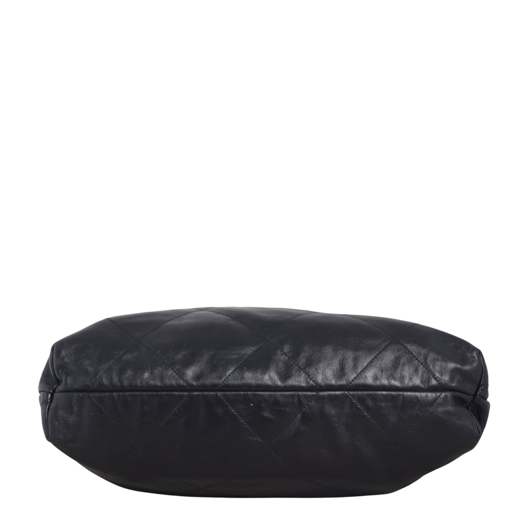 Chanel 22 Hobo Medium