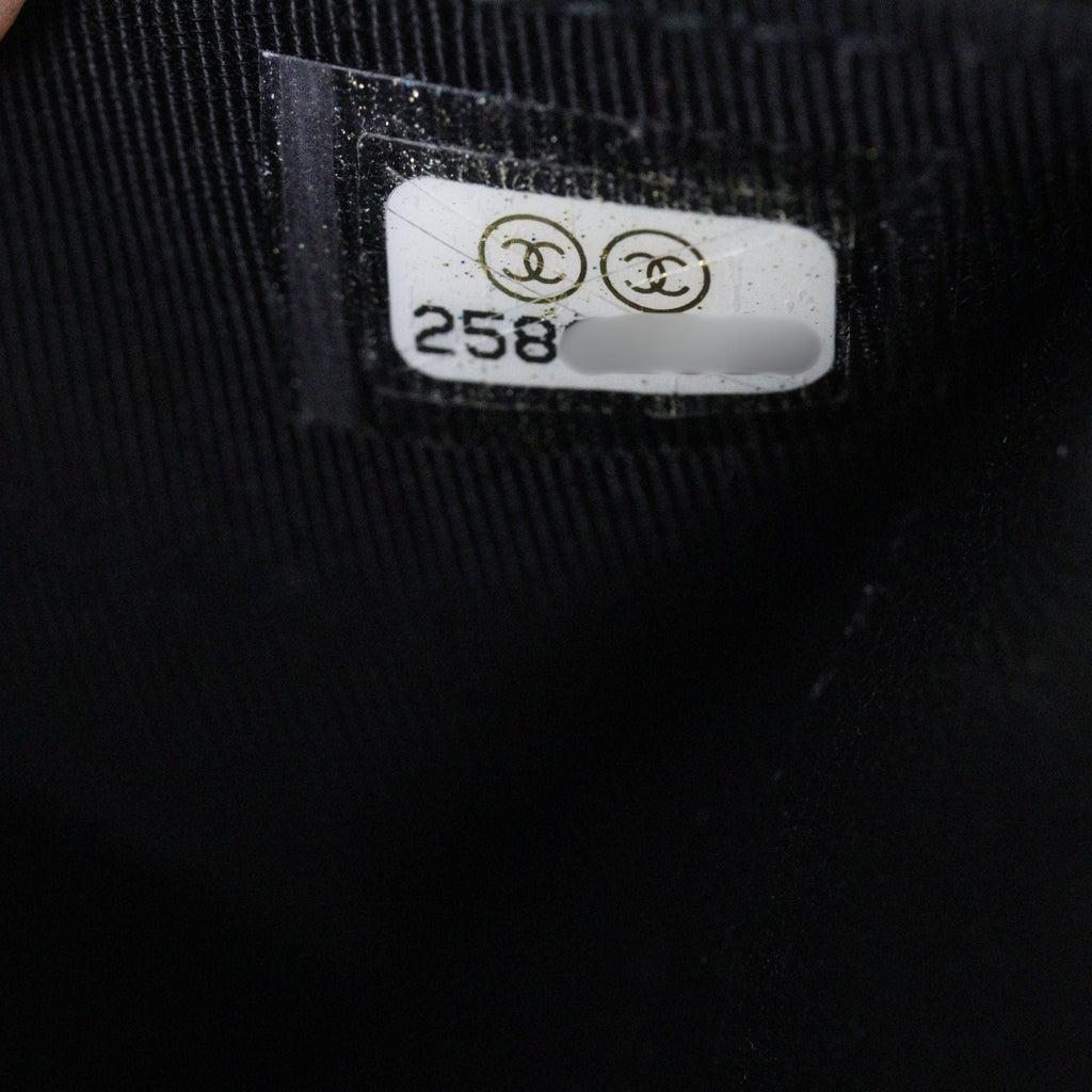 Chanel Classic Wallet on Chain