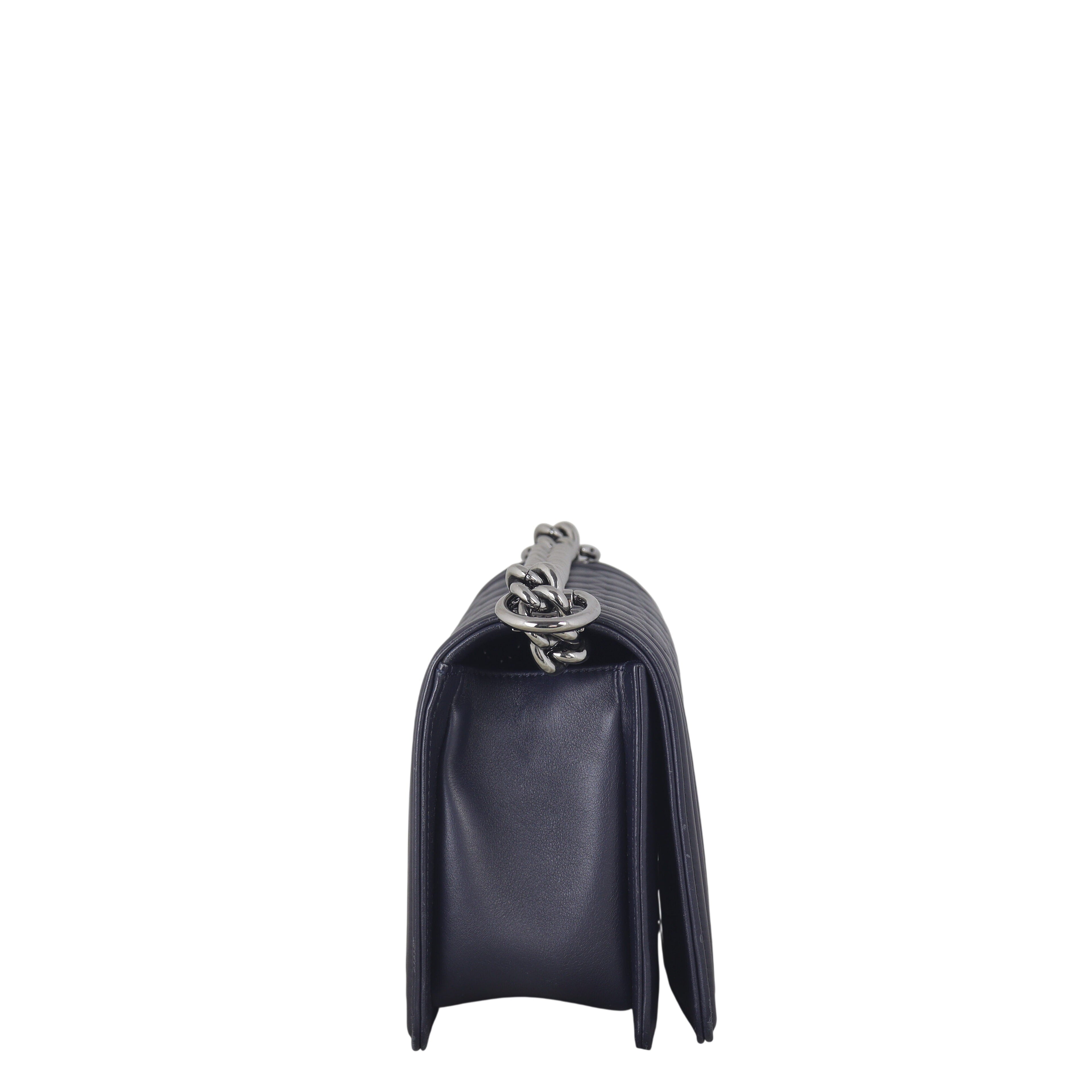 Chanel Boy Old Medium