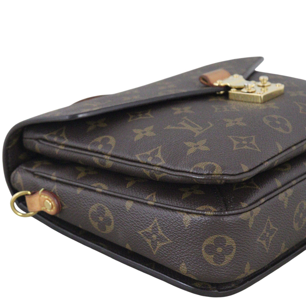 Louis Vuitton Pochette Metis Monogram