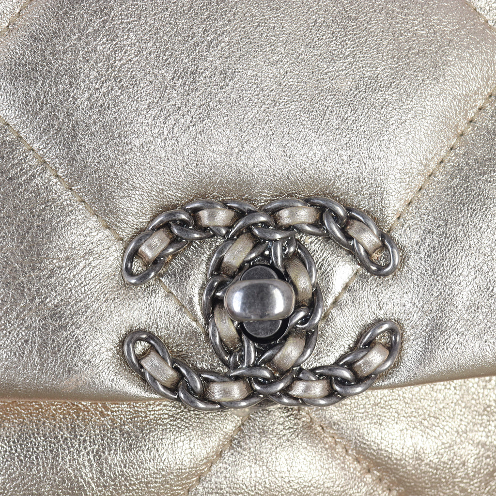 Chanel 19 Flap Bag Medium