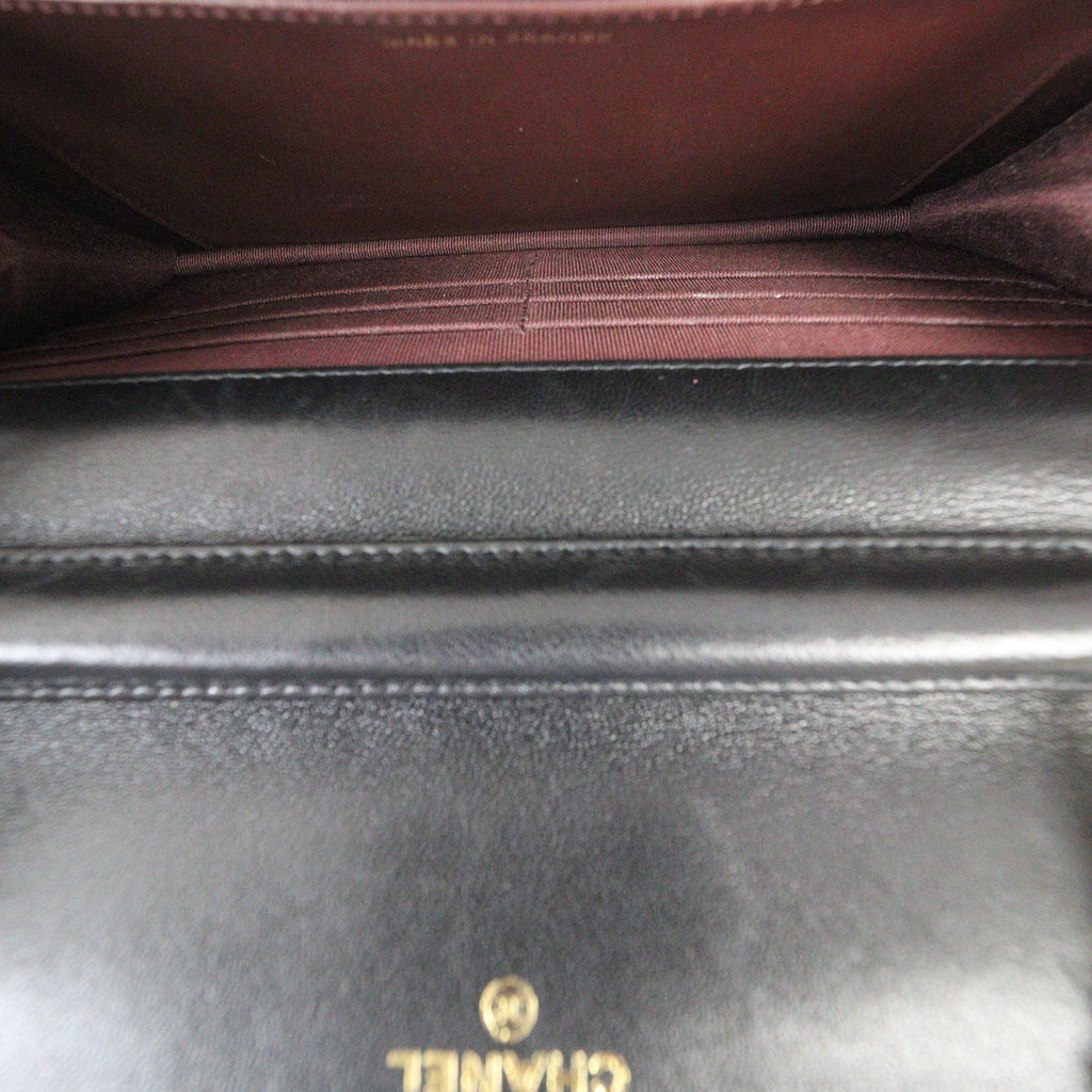 Chanel Classic Wallet on Chain