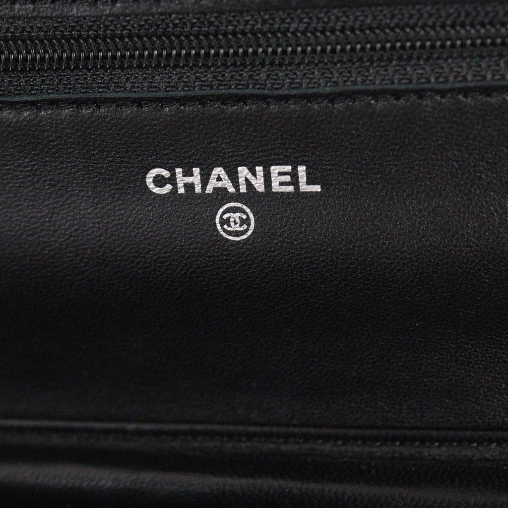 Chanel Classic Wallet on Chain