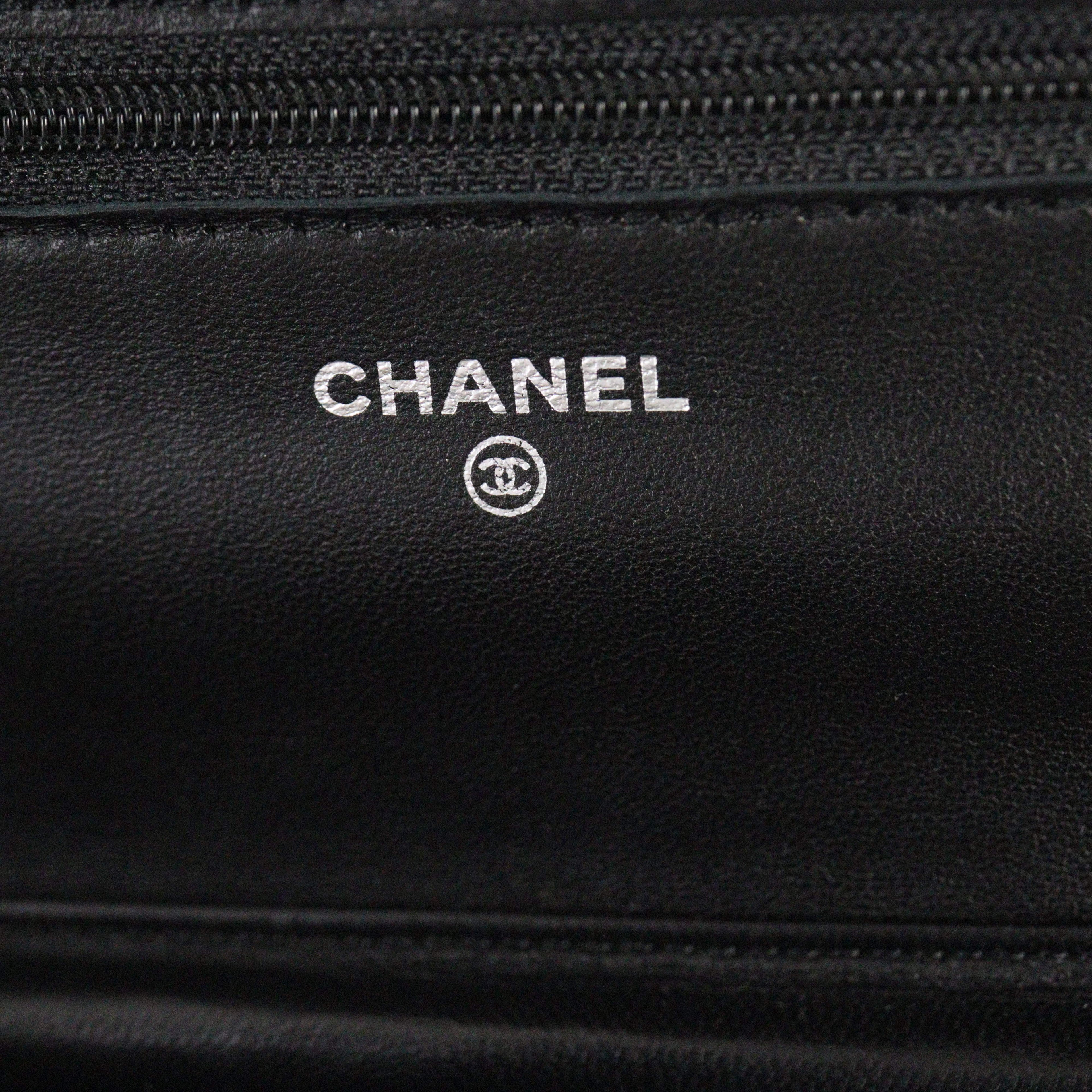 Chanel Classic Wallet on Chain