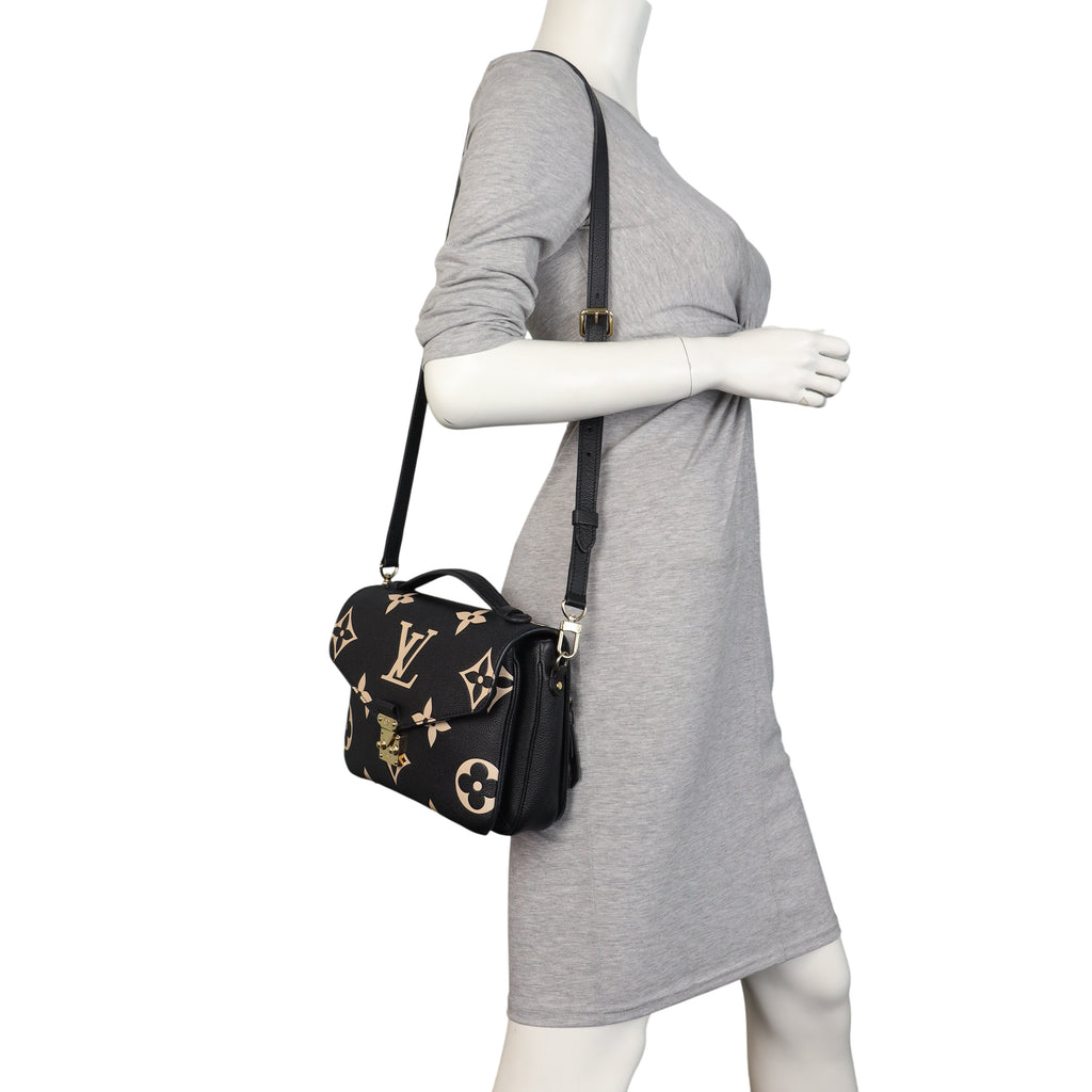 Louis Vuitton Pochette Metis Monogram Empreinte Giant Bicolour