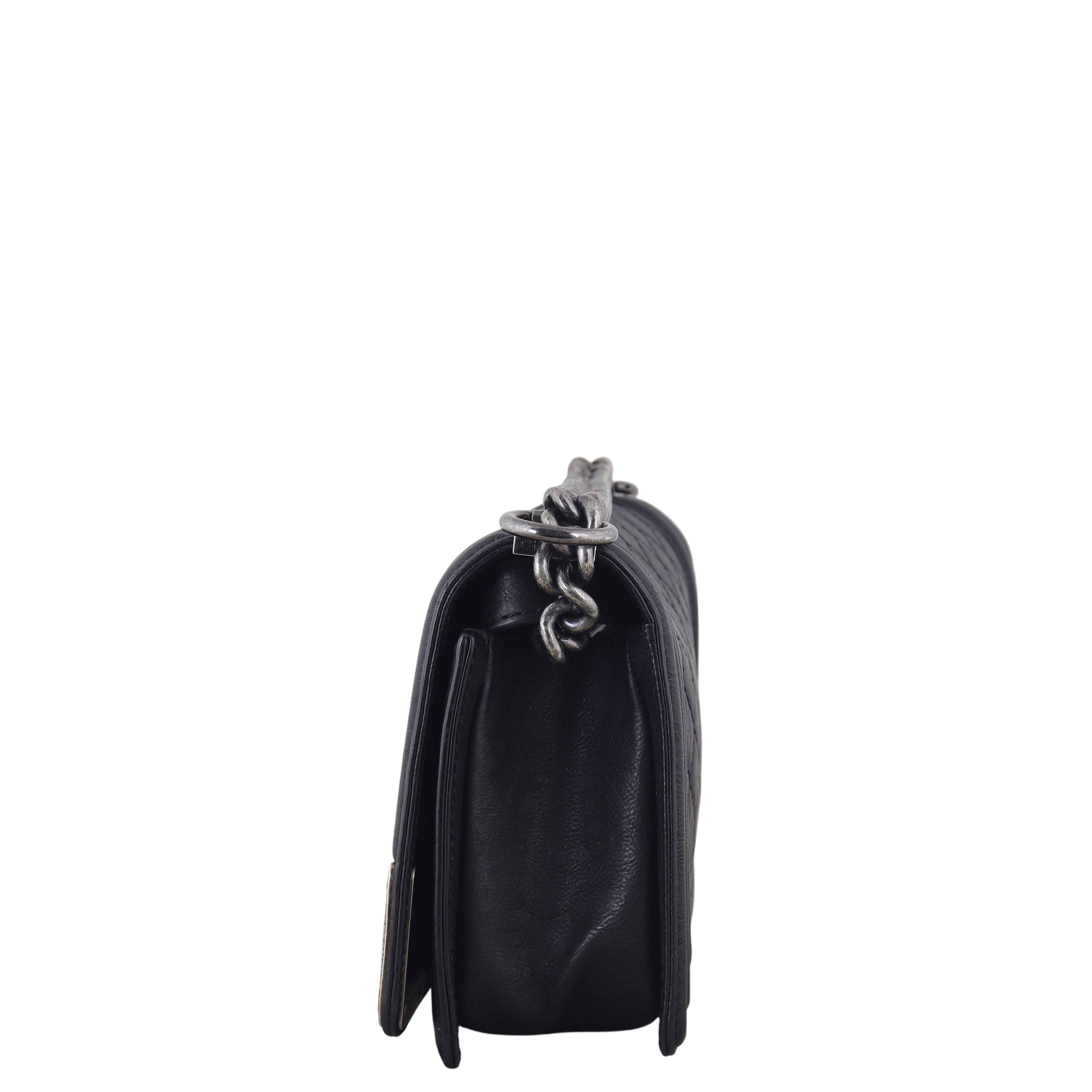 Chanel Boy Old Medium Paris-Dallas