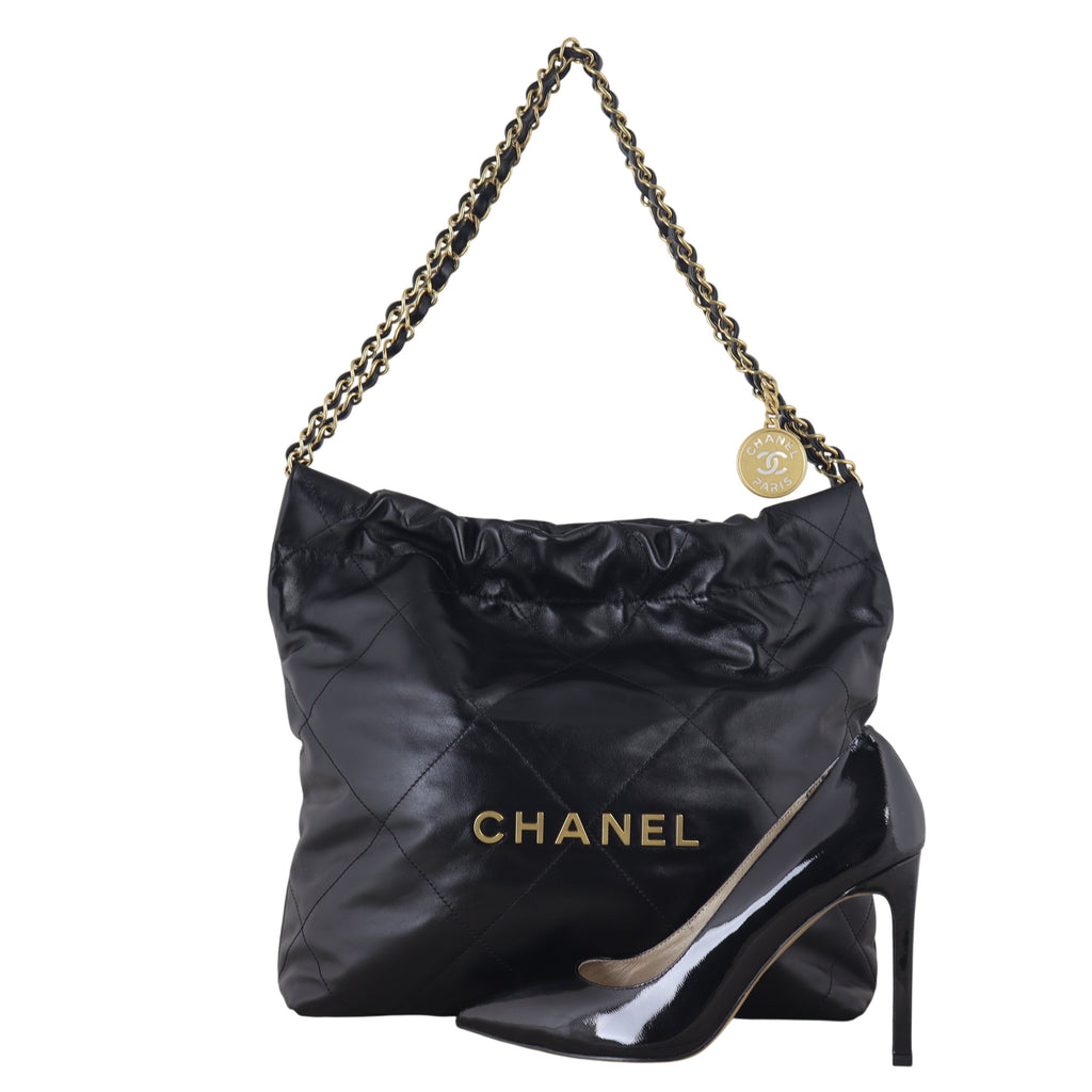 Chanel 22 Hobo Small