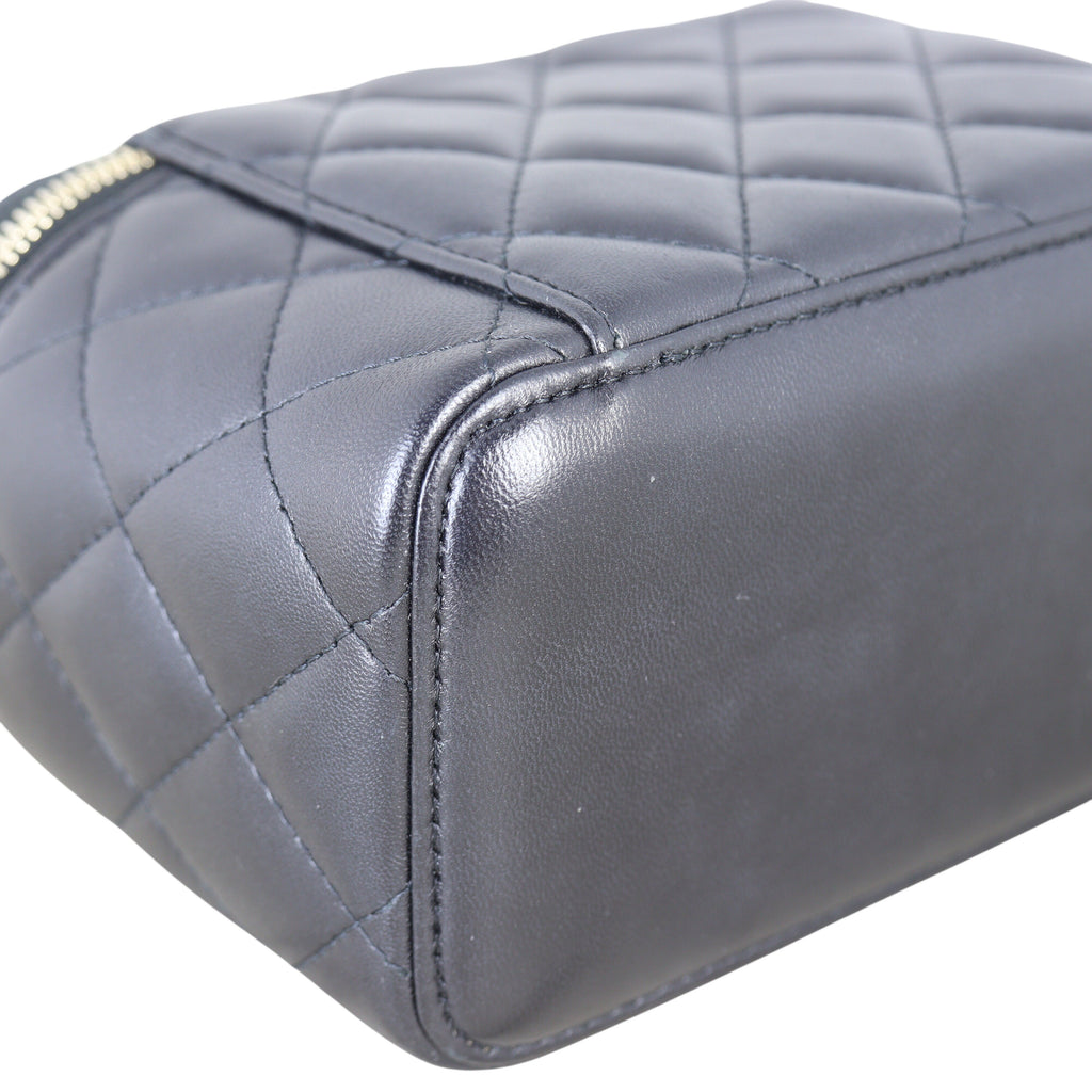 Chanel Vanity Case with Chain