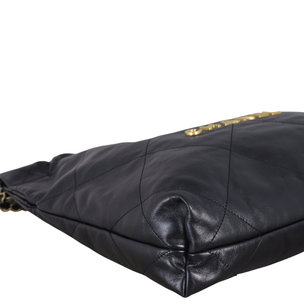 Chanel 22 Hobo Small