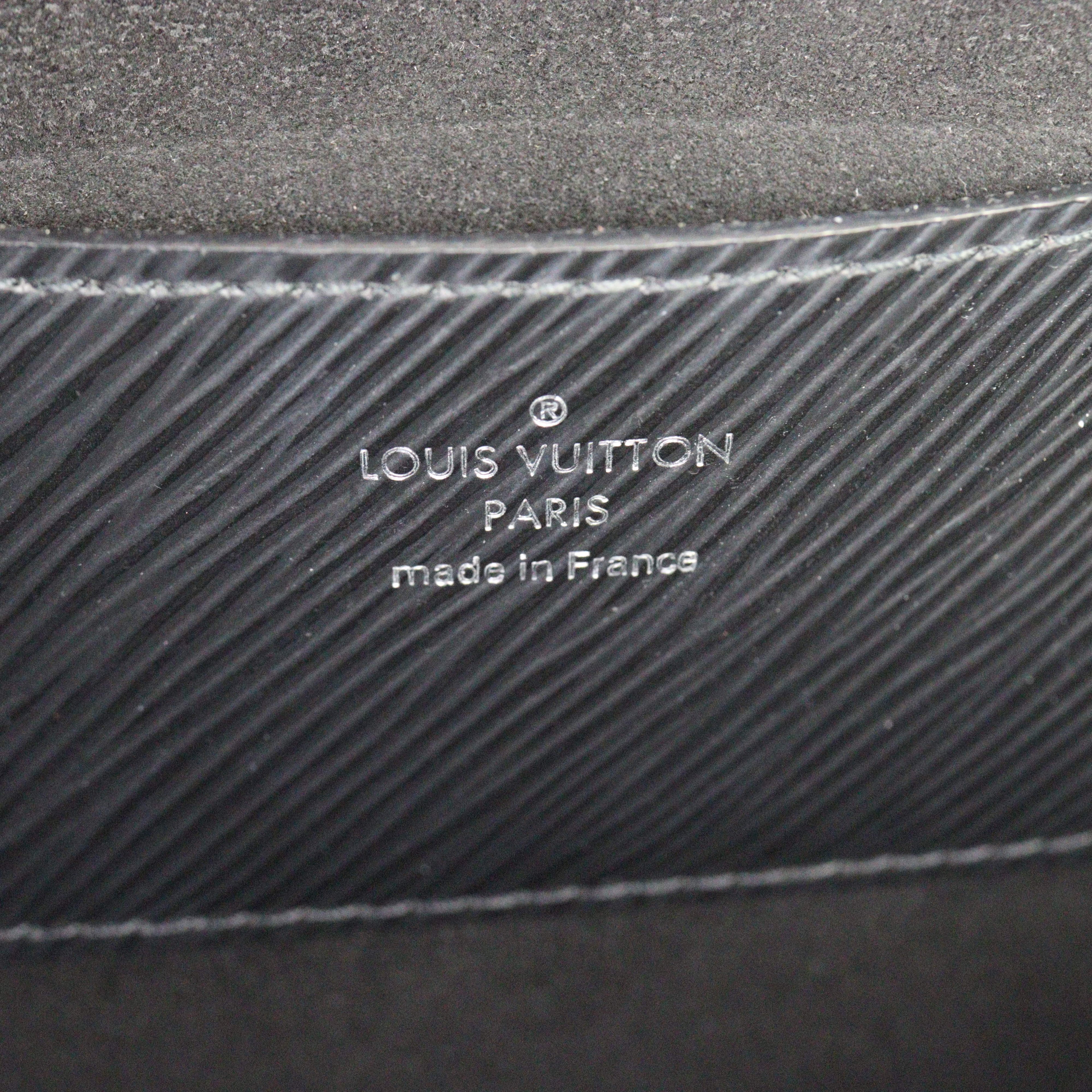 Louis Vuitton Twist MM Epi