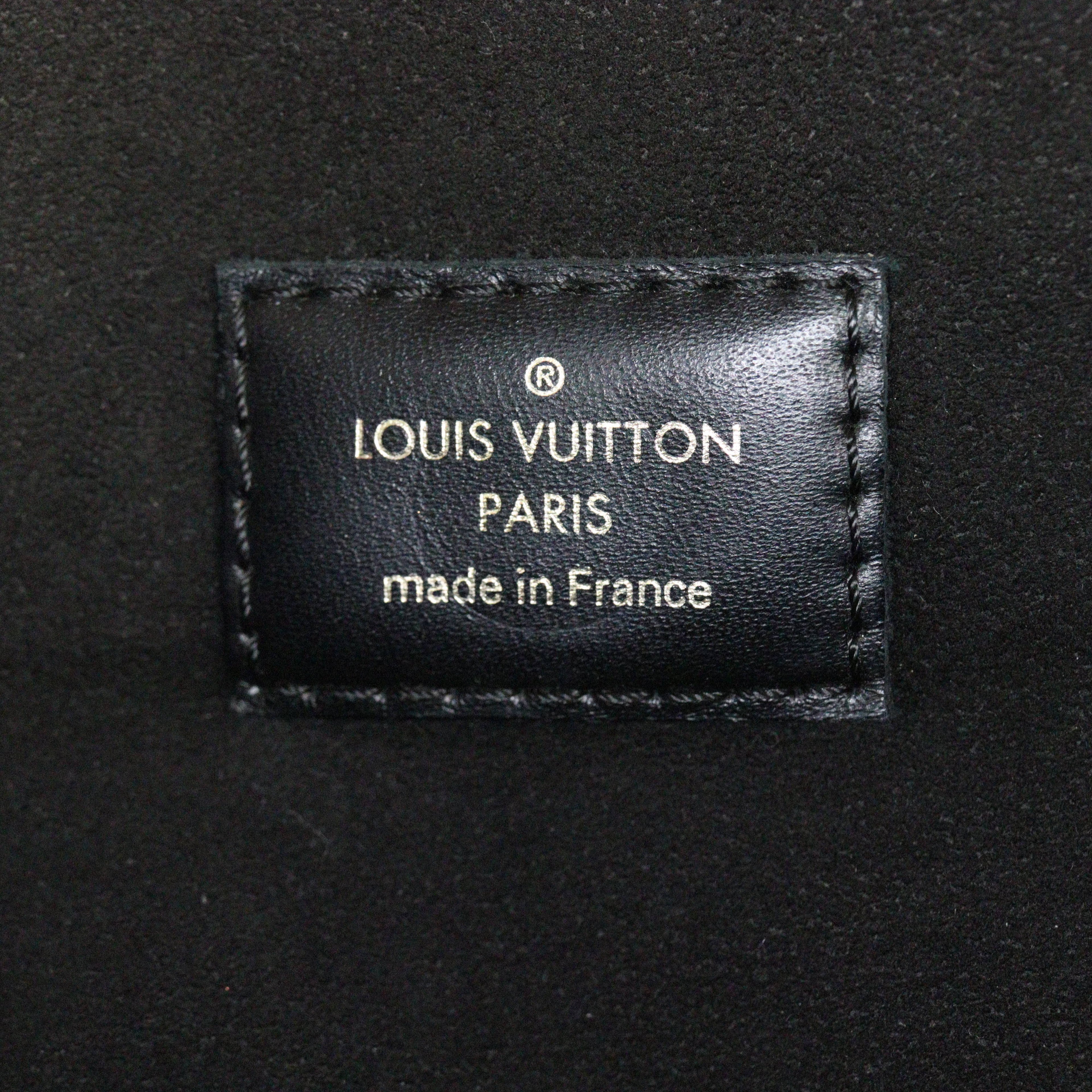 Louis Vuitton Pochette Metis Monogram Reverse