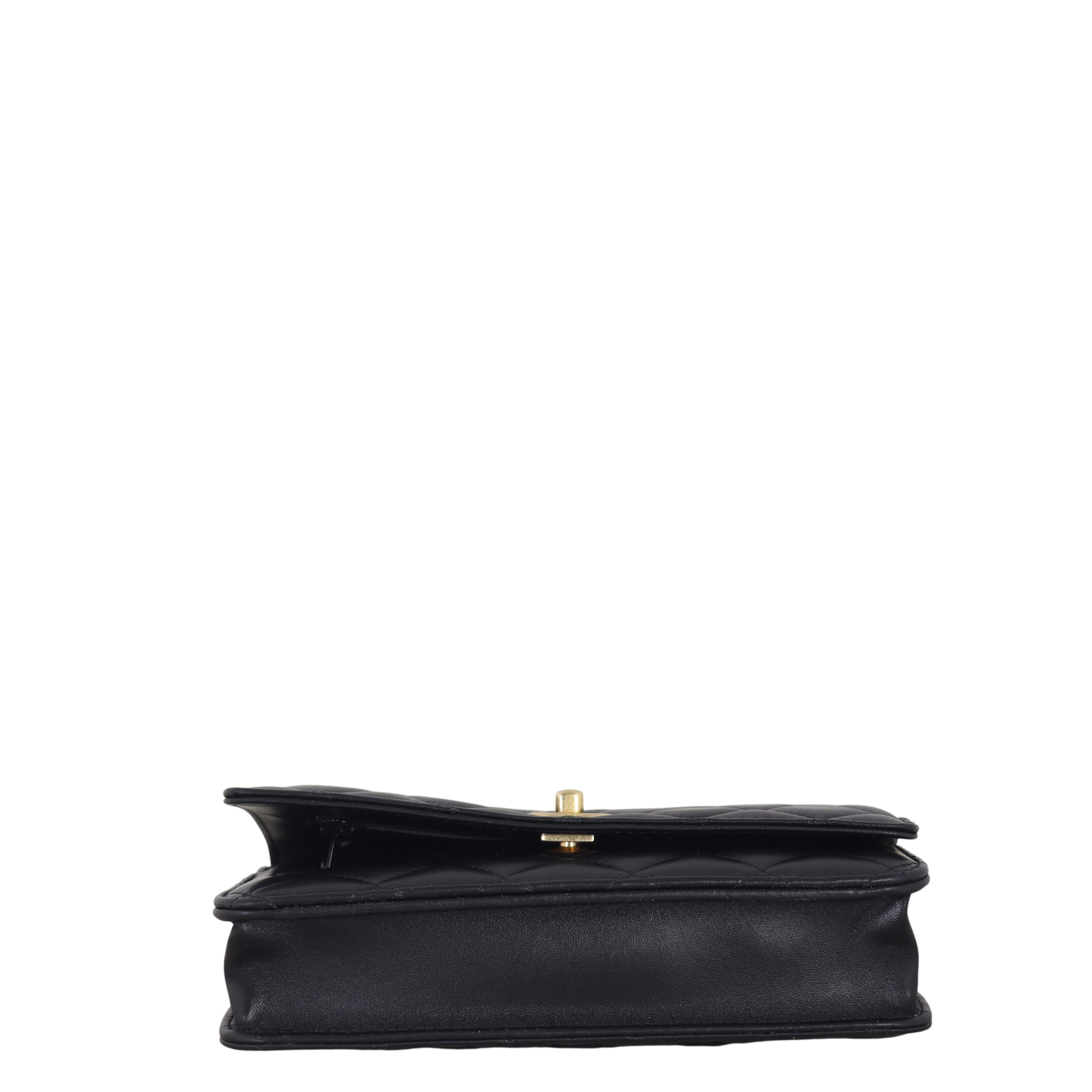 Chanel Pearl Crush Wallet on Chain
