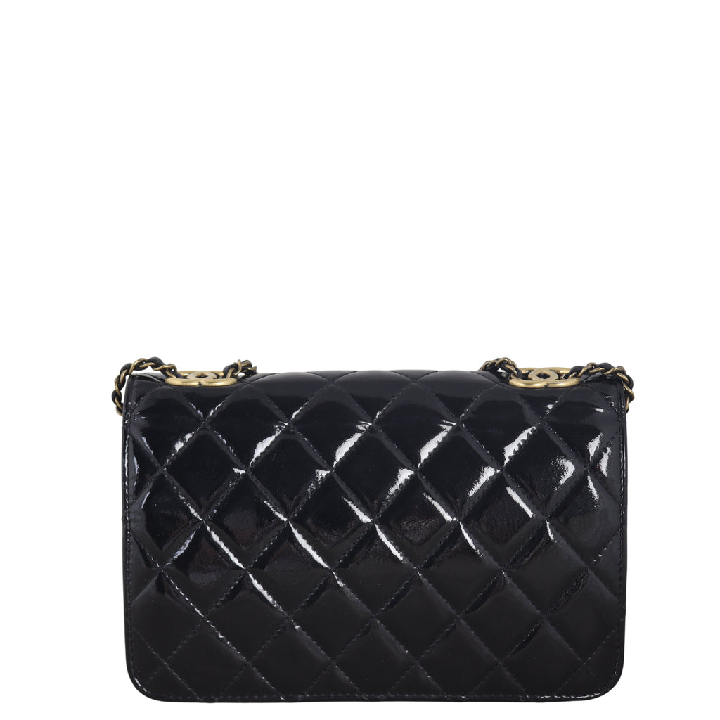 Chanel CC Eyelet Wallet On Chain Patent