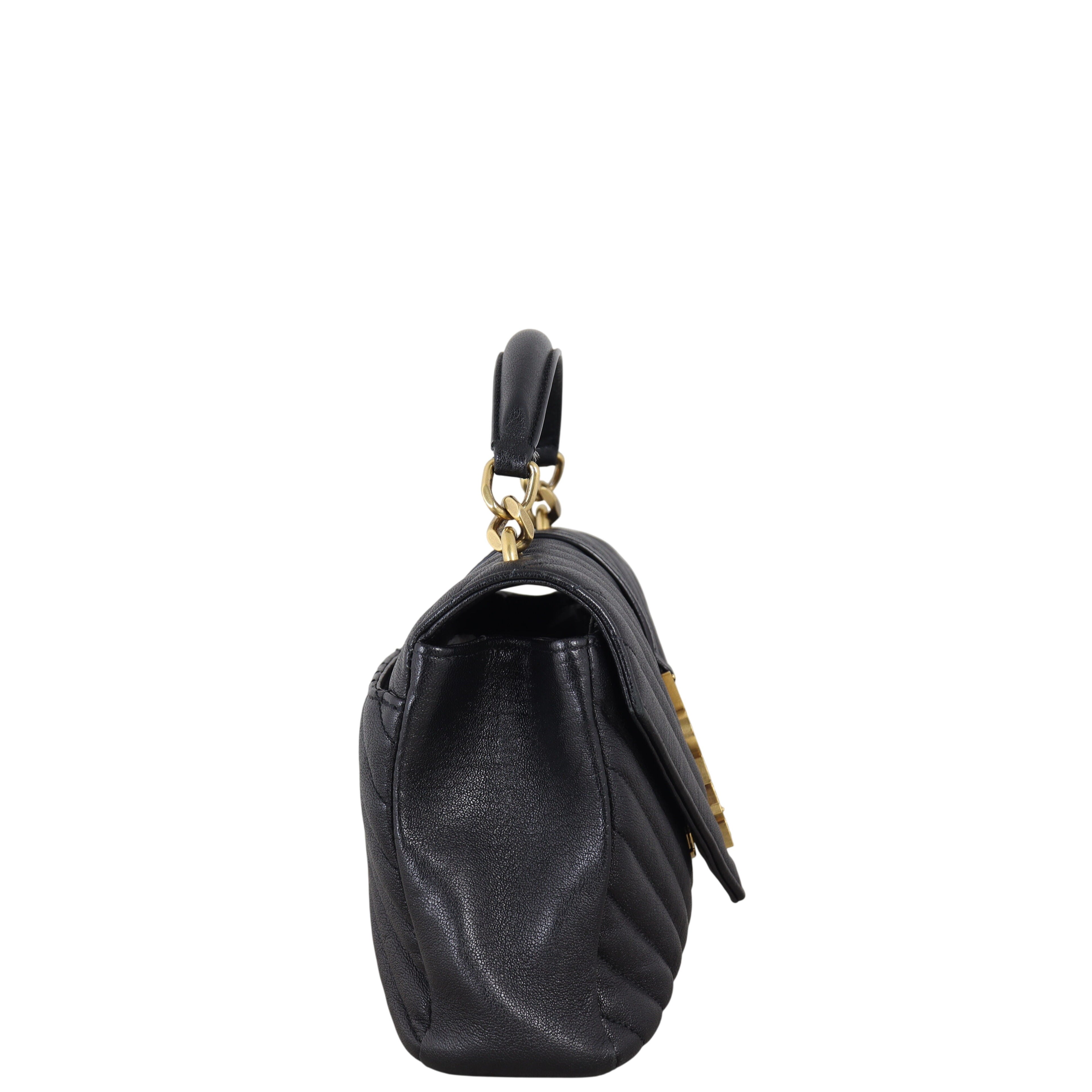 Saint Laurent College Medium