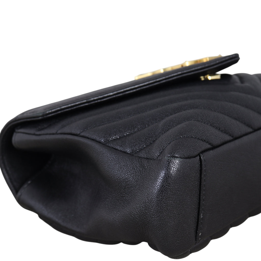 Saint Laurent College Medium
