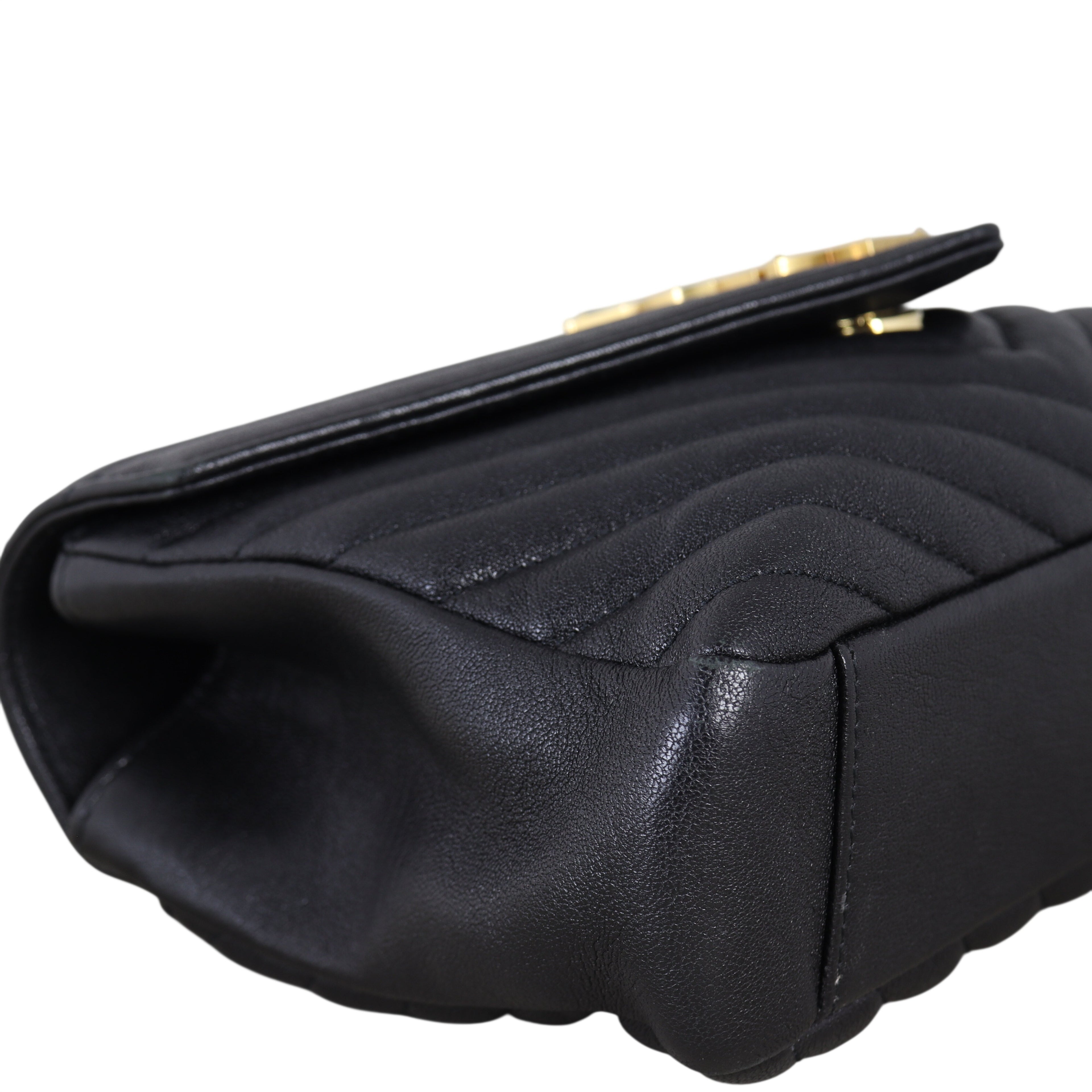 Saint Laurent College Medium