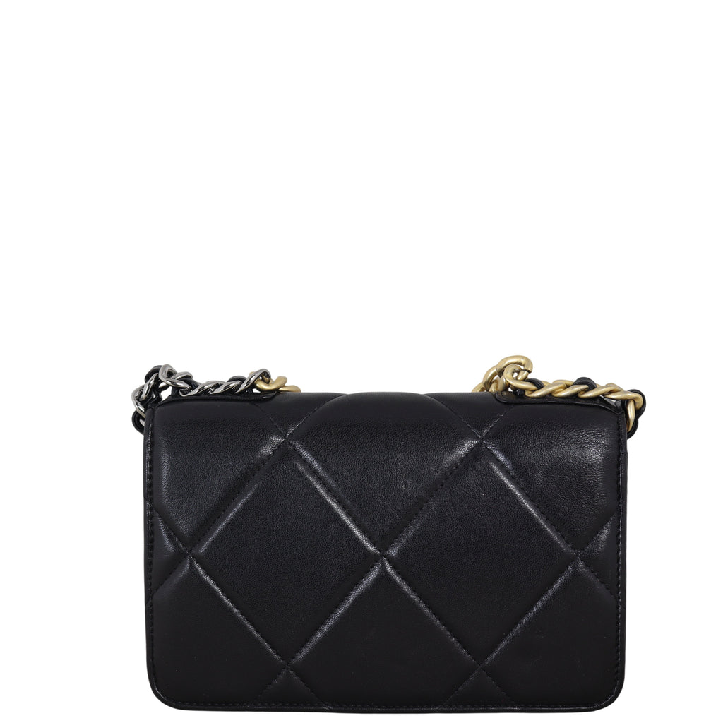 Chanel 19 Wallet on Chain