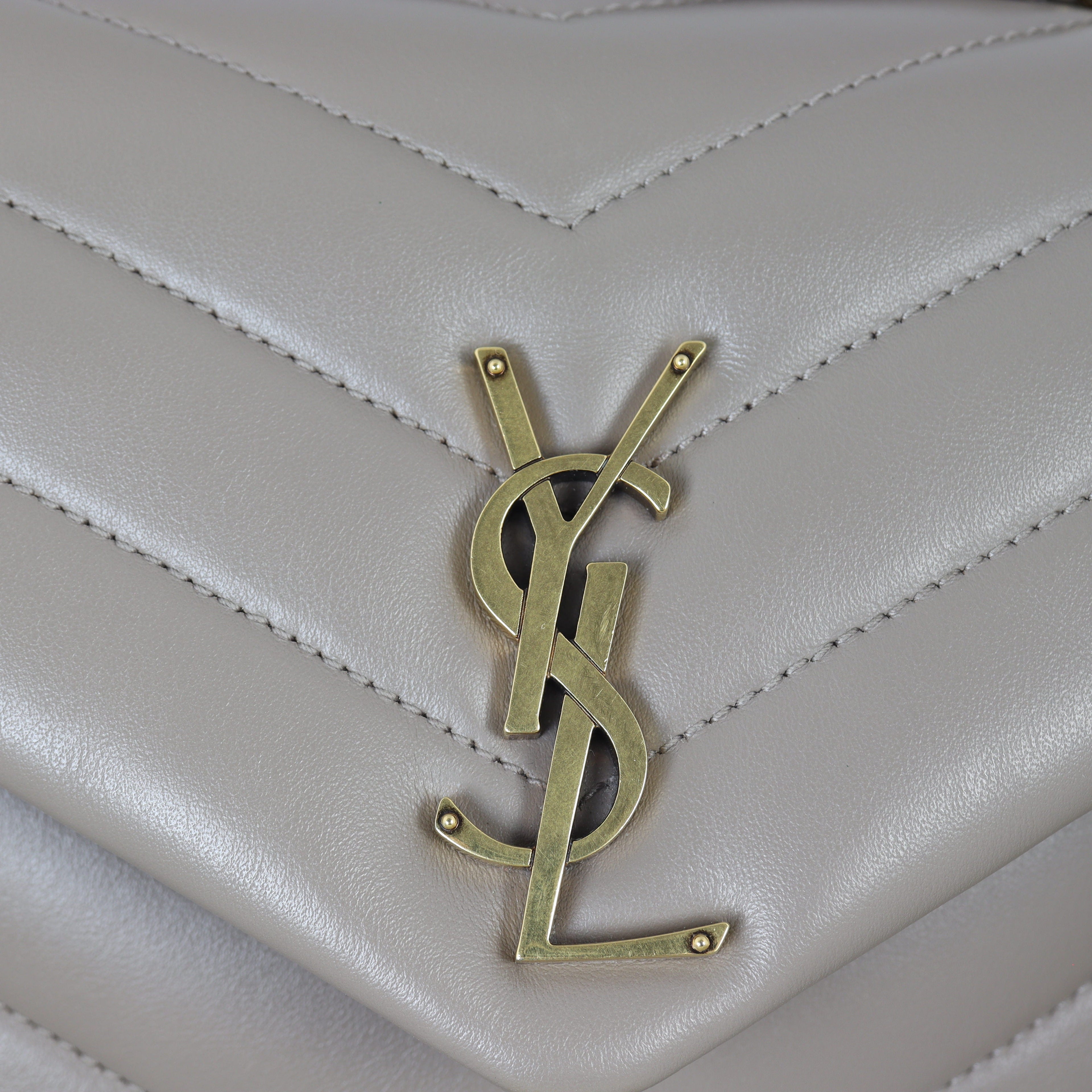 Saint Laurent Loulou Small