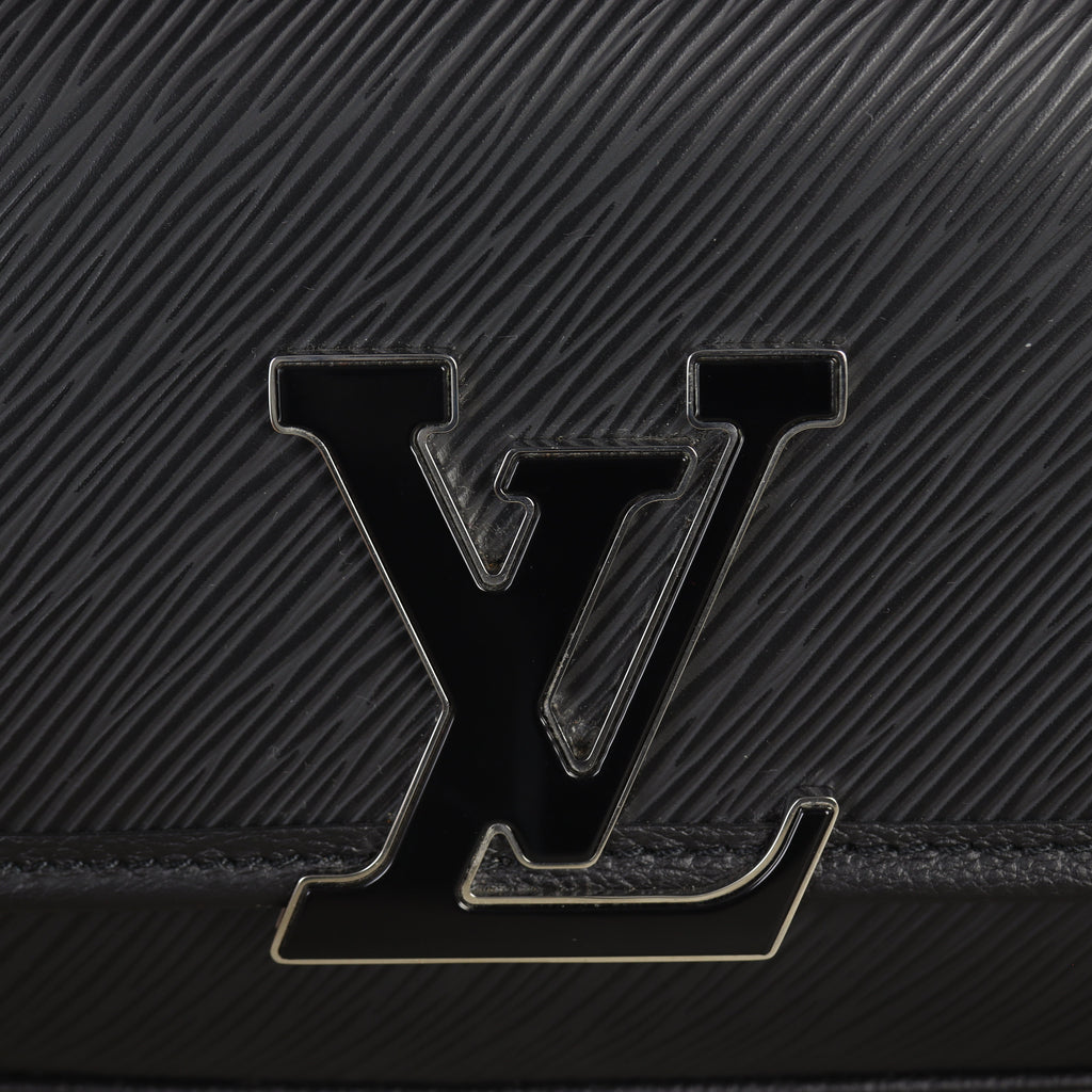 Louis Vuitton Buci Epi