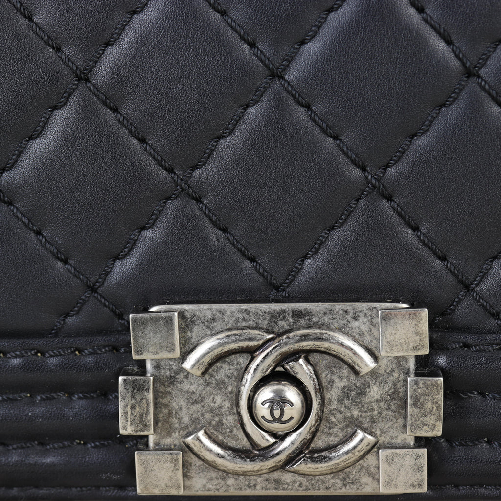 Chanel Boy Old Medium