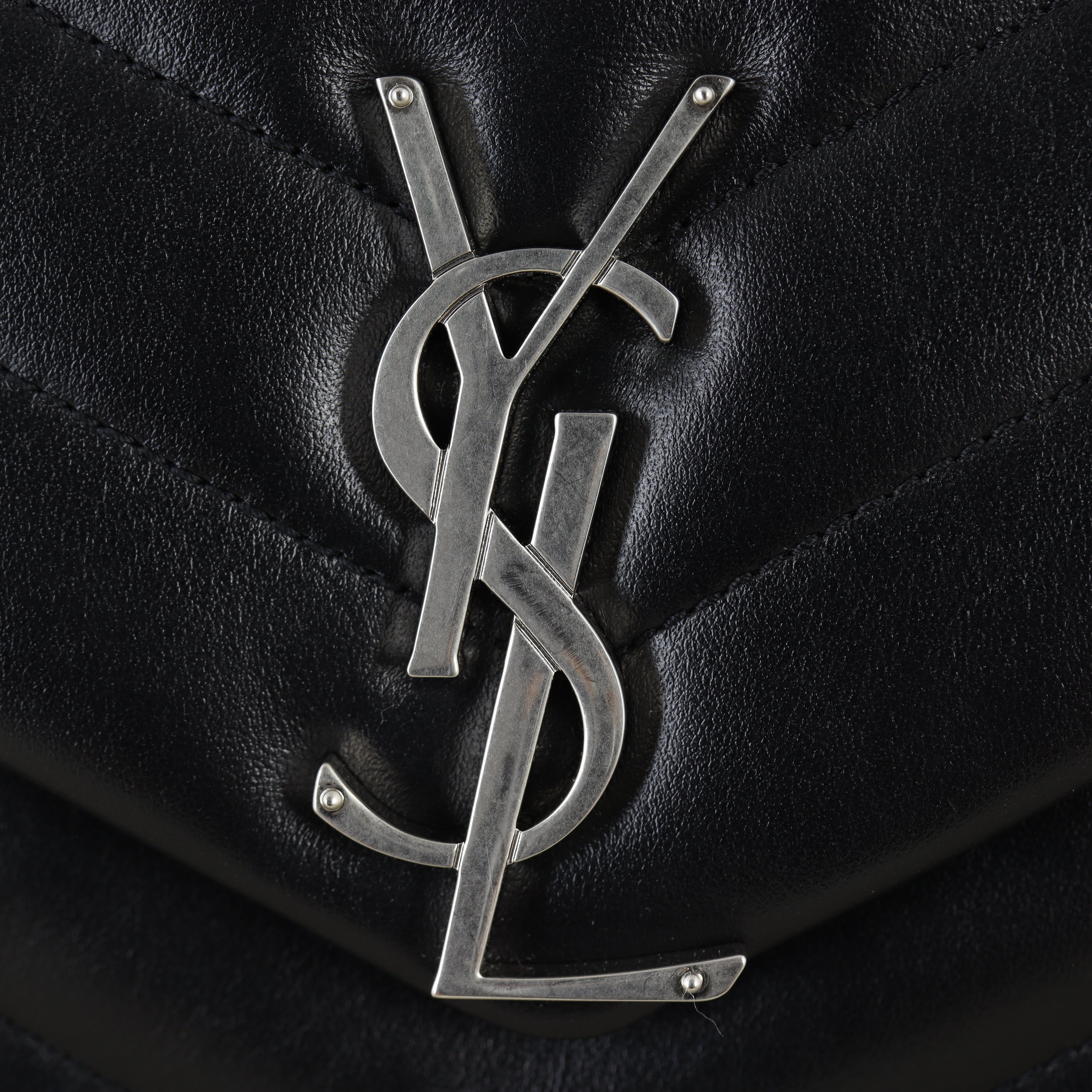 Saint Laurent Loulou Medium