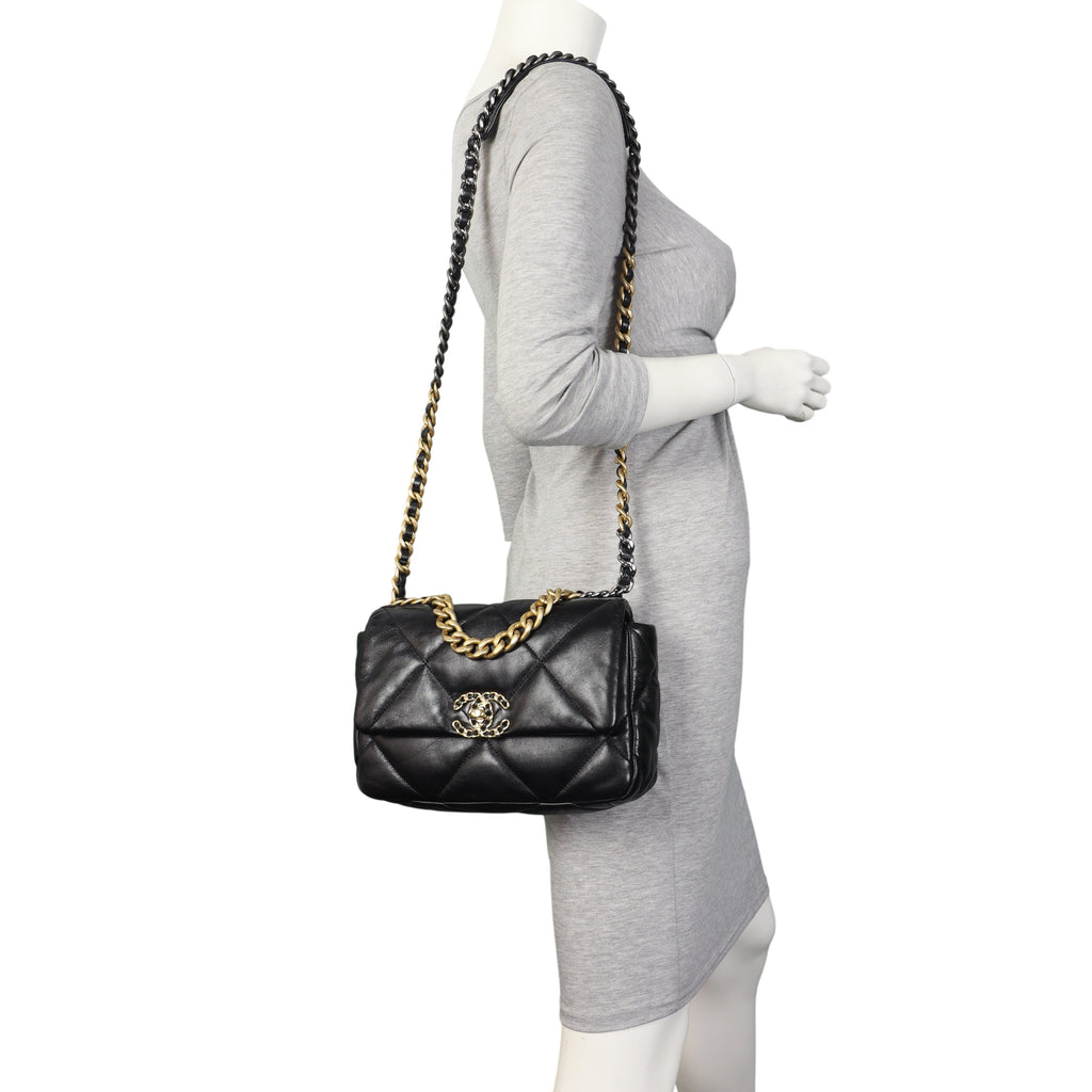 Chanel 19 Flap Bag Medium