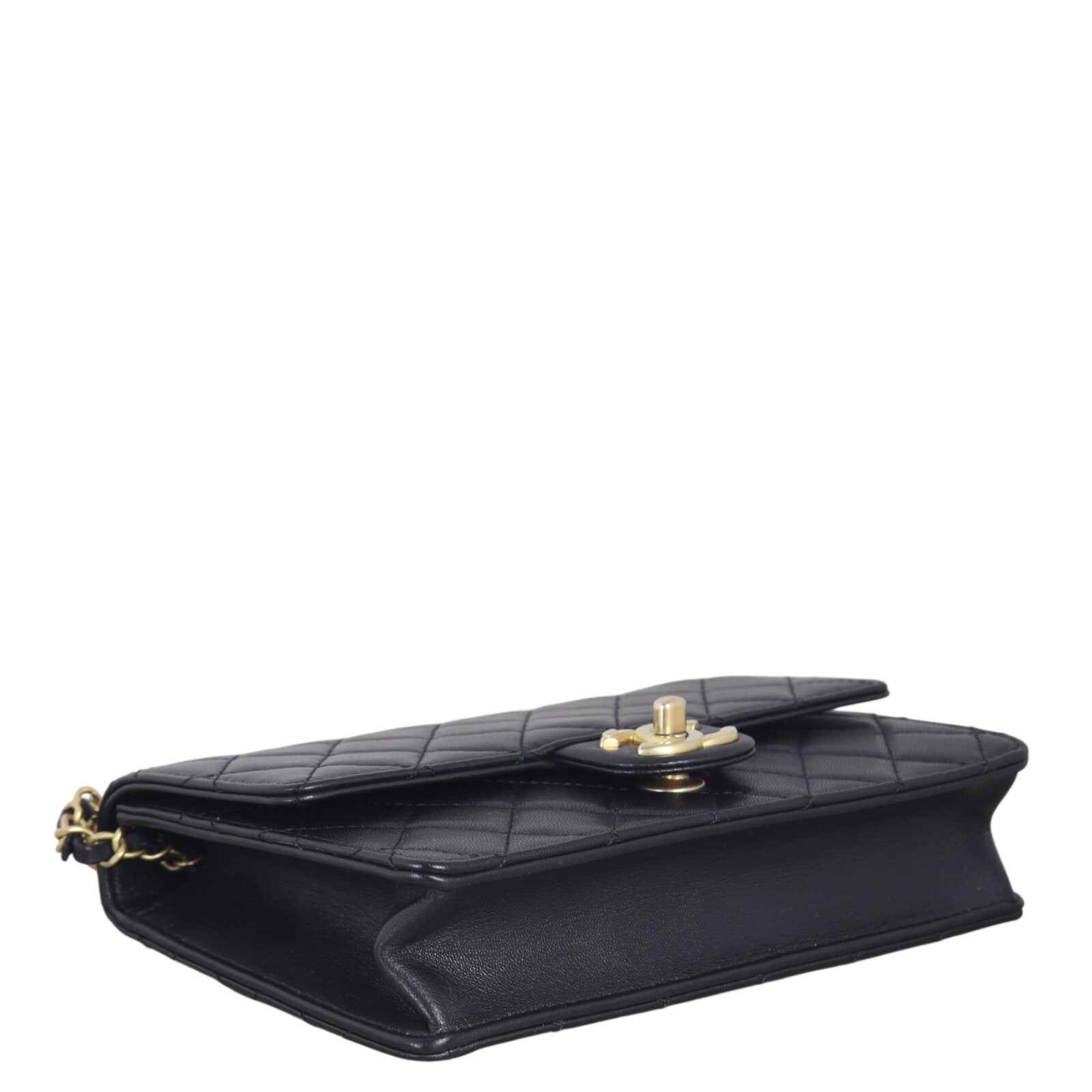 Chanel Chic Pearls Flap Medium Bag