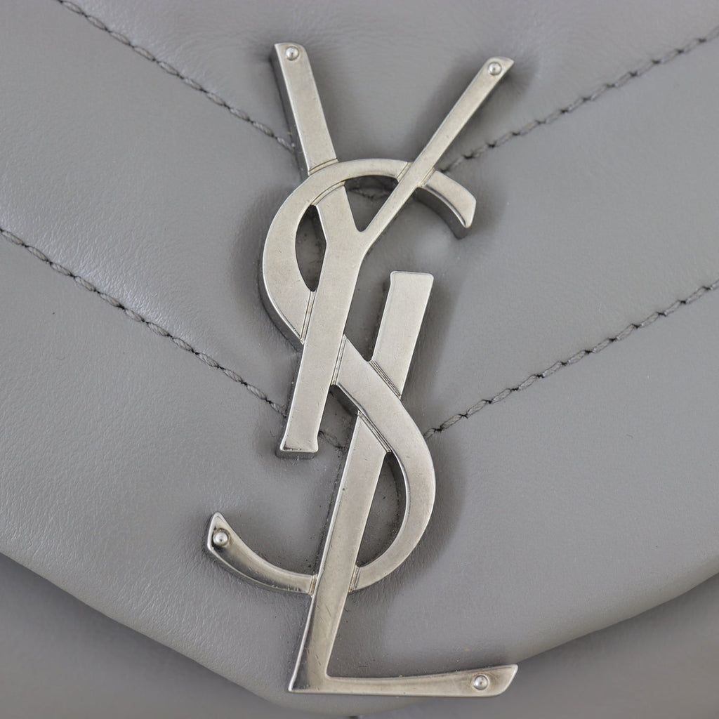 Saint Laurent Loulou Medium