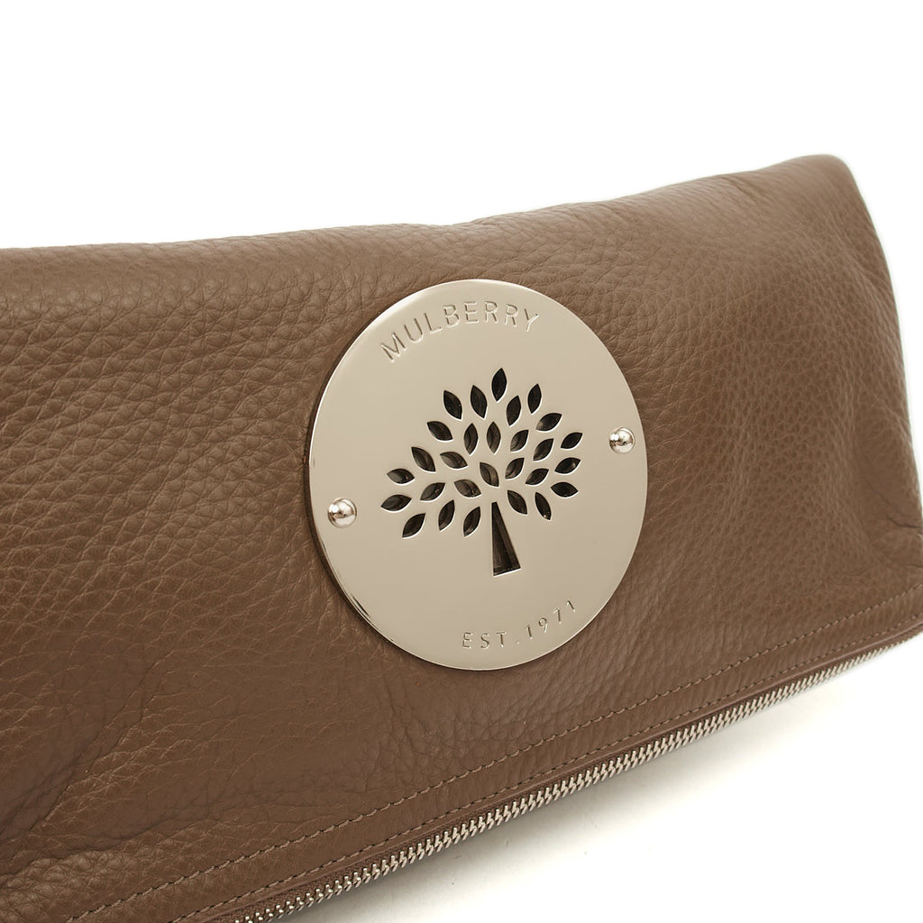 Mulberry Clutch Daria Pouch in Clay, Calfskin Leather