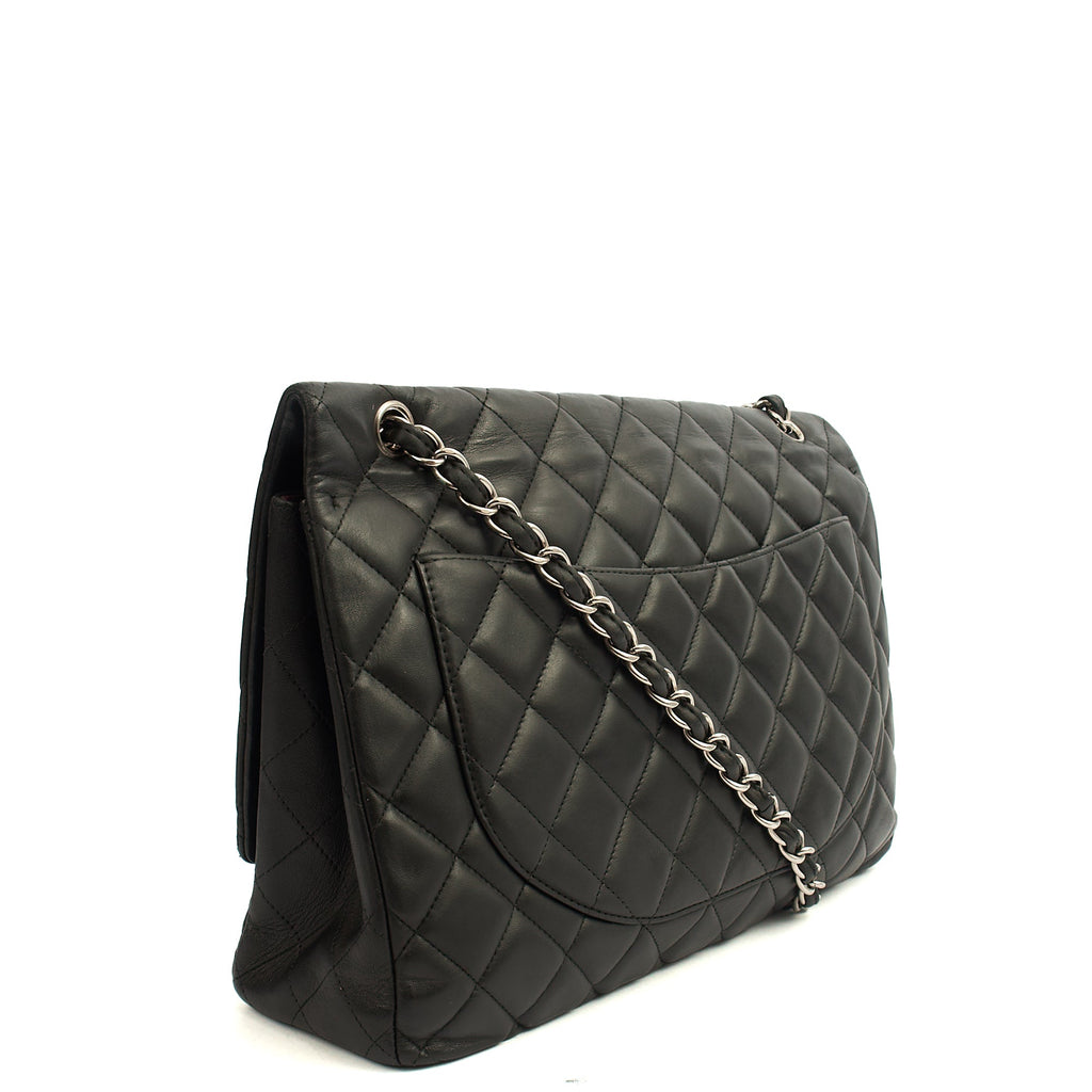 Chanel Shoulder Bag Classic Single Flap - Maxi in Black, Lambskin Leather