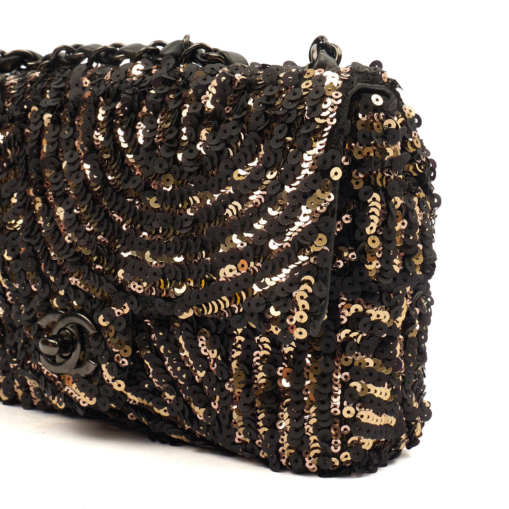 Chanel Shoulder Bag Flap Bag in Black, Sequin