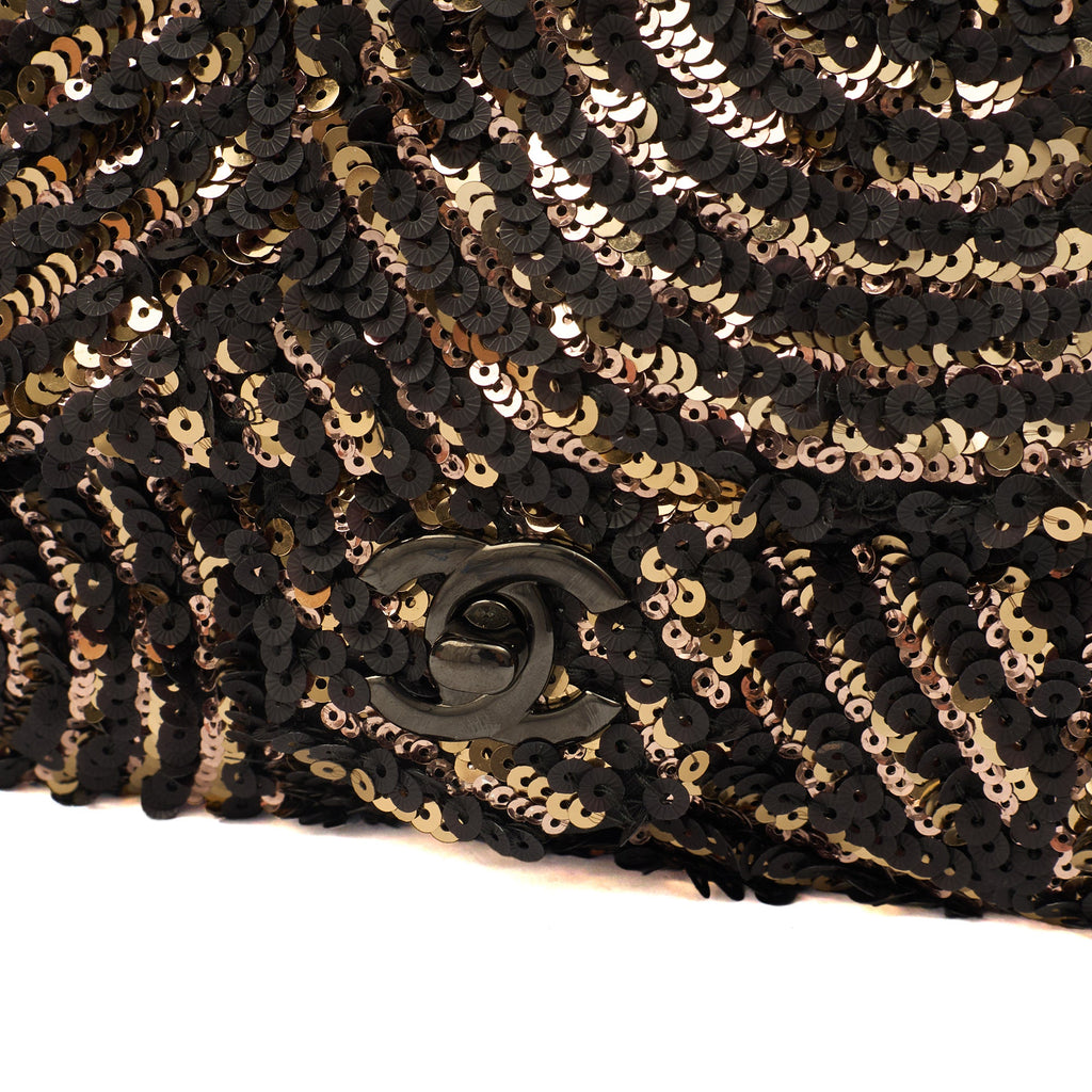 Chanel Shoulder Bag Flap Bag in Black, Sequin