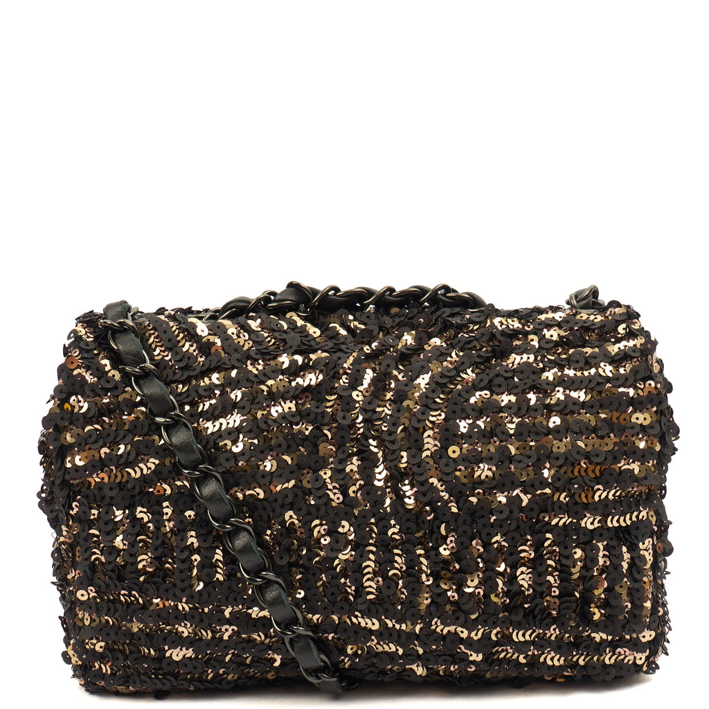 Chanel Shoulder Bag Flap Bag in Black, Sequin
