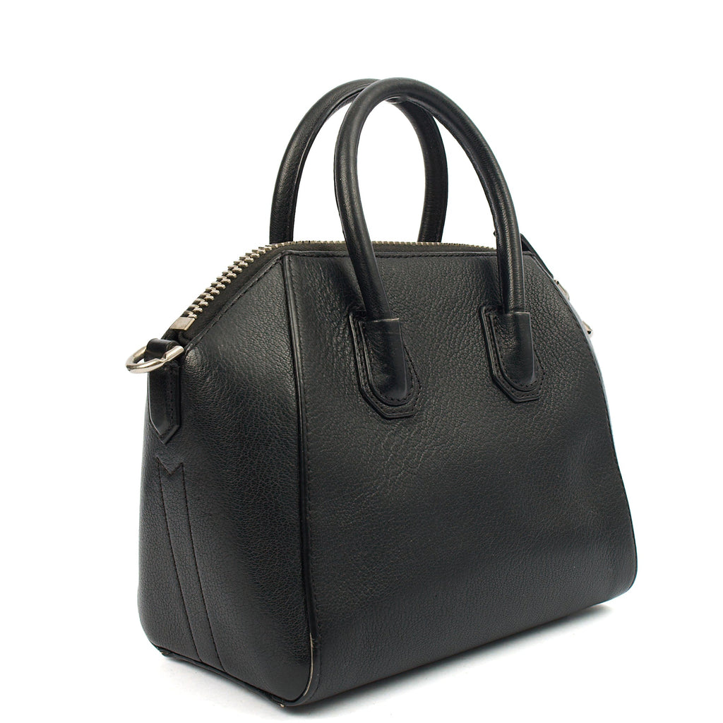Givenchy Cross Body Antigona - Mini in Black, Leather