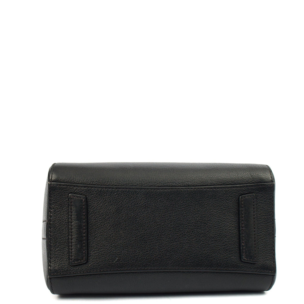 Givenchy Cross Body Antigona - Mini in Black, Leather