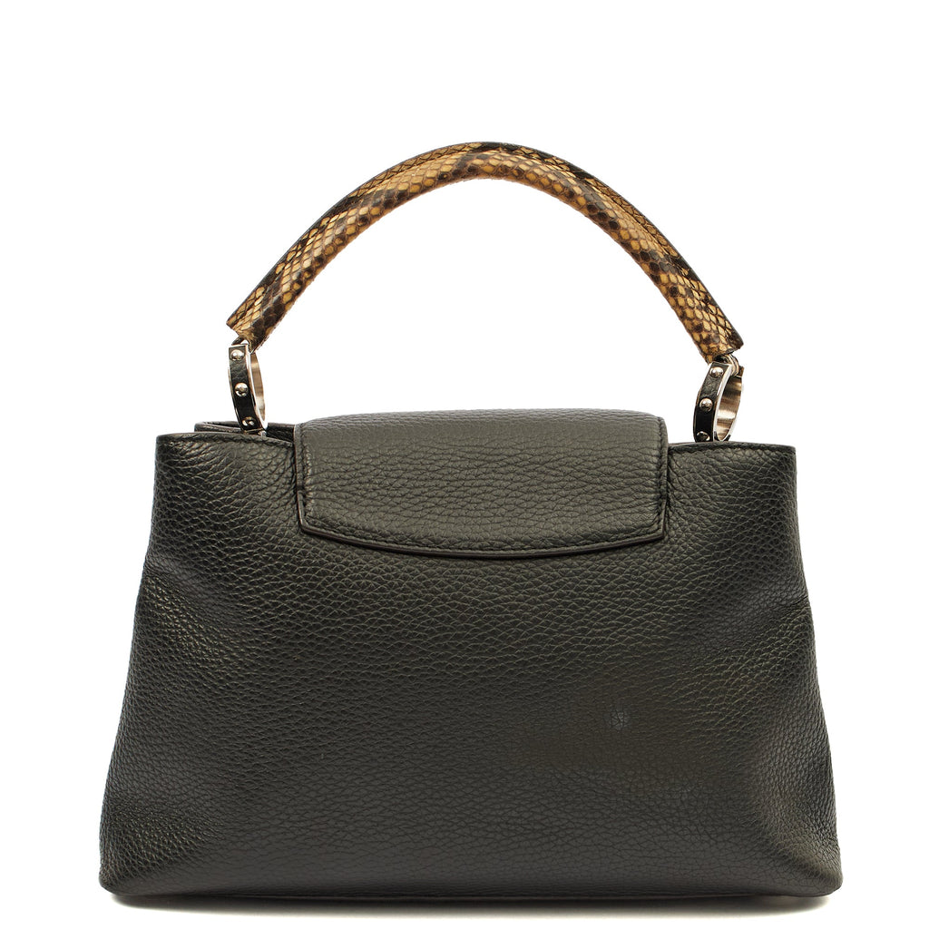 Louis Vuitton Tote Capucines MM in Black, Leather