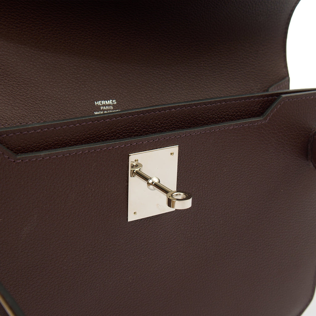 Hermes Clutch Kelly Depeches 25 in Rouge Sellier, Evercolour