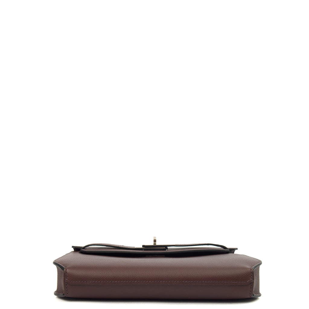 Hermes Clutch Kelly Depeches 25 in Rouge Sellier, Evercolour
