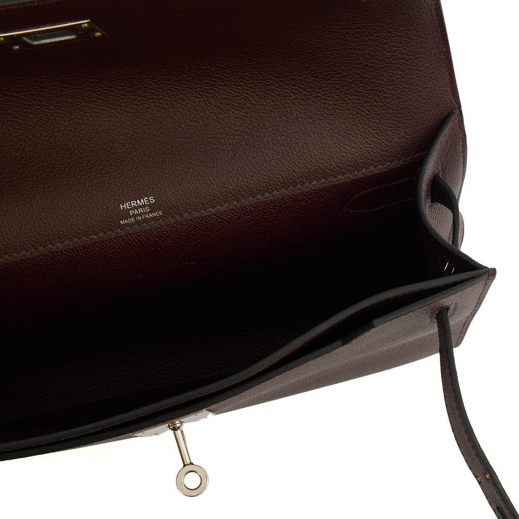 Hermes Clutch Kelly Depeches 25 in Rouge Sellier, Evercolour