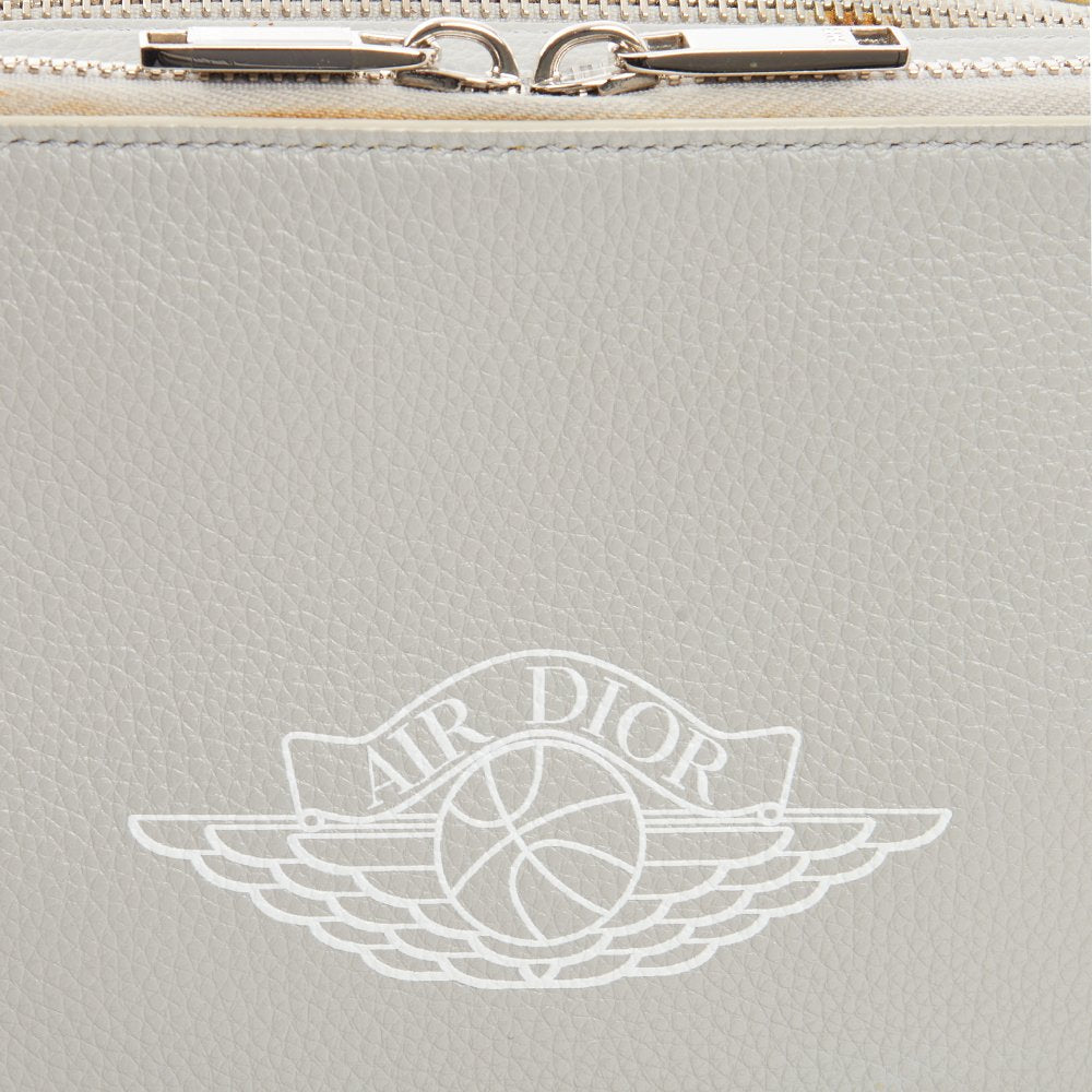 Christian Dior Cross Body Dior X Jordan Wings Messenger Bag in White, Calfskin