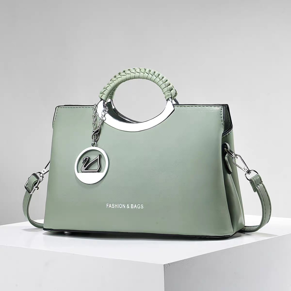 New Arrivals Handbags 3139