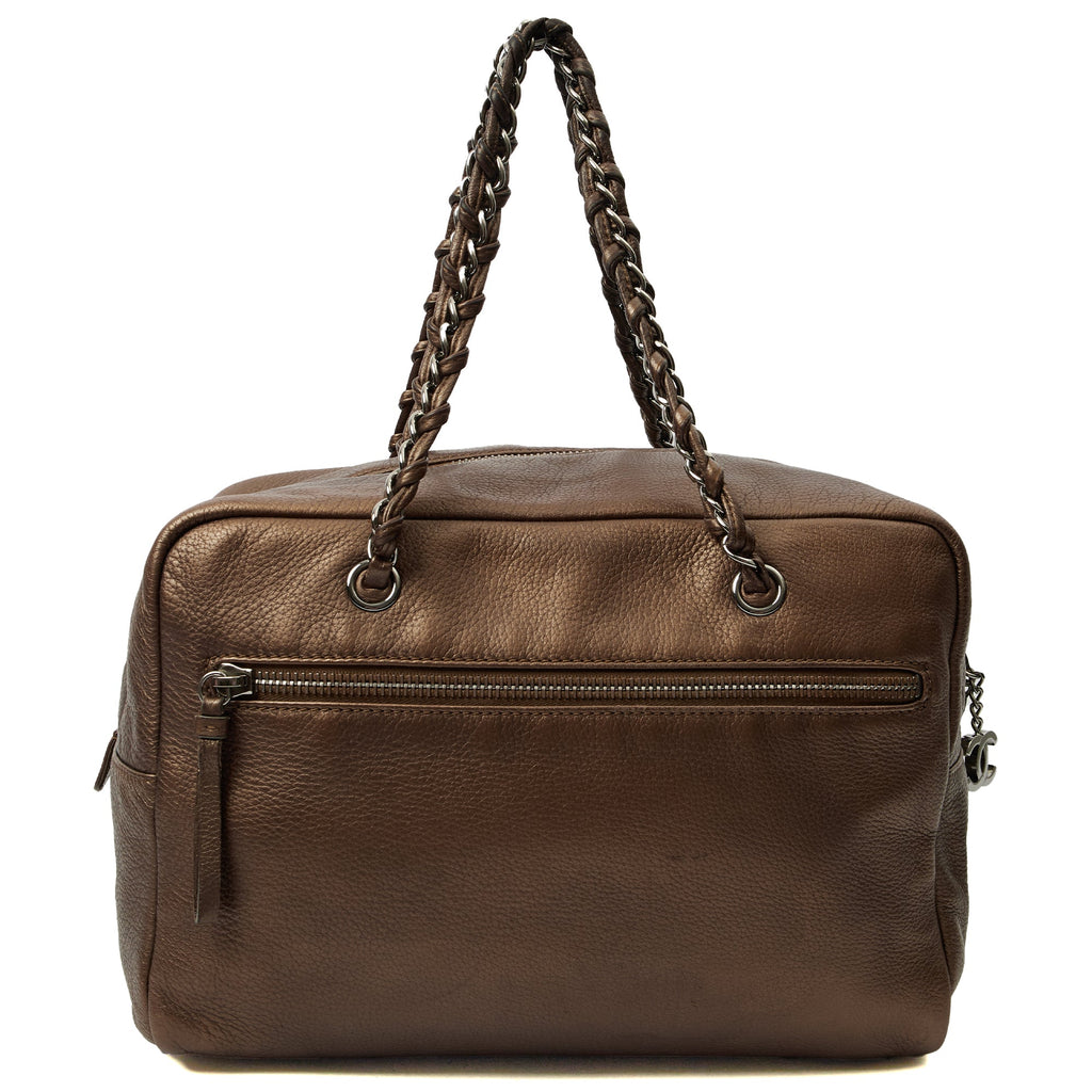 Chanel Shoulder Bag Luxe Ligne Tote in Metallic, Leather
