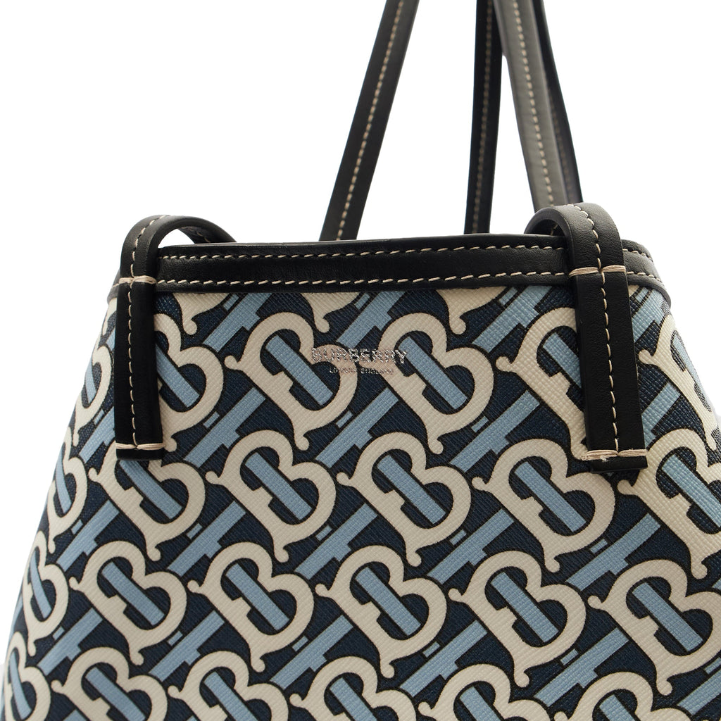 Burberry Tote Tote in Multi, Leather