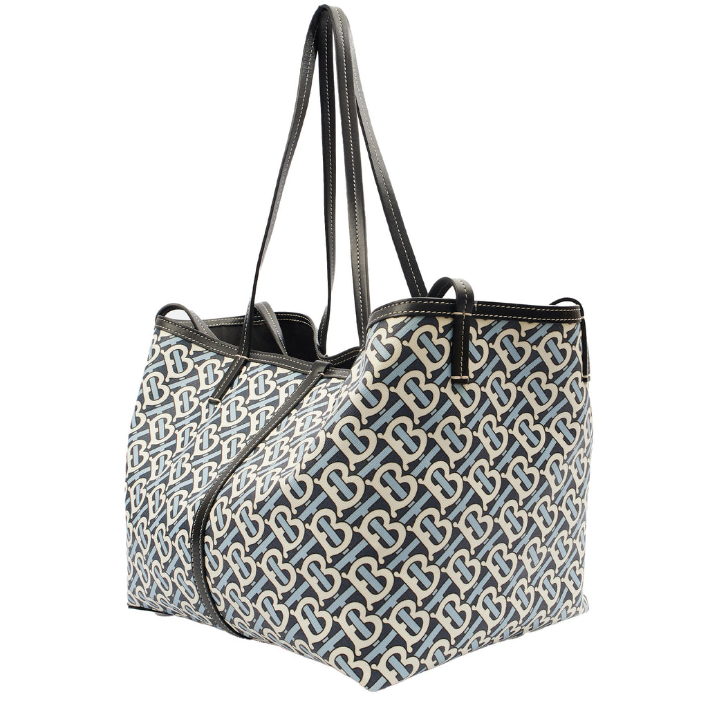 Burberry Tote Tote in Multi, Leather