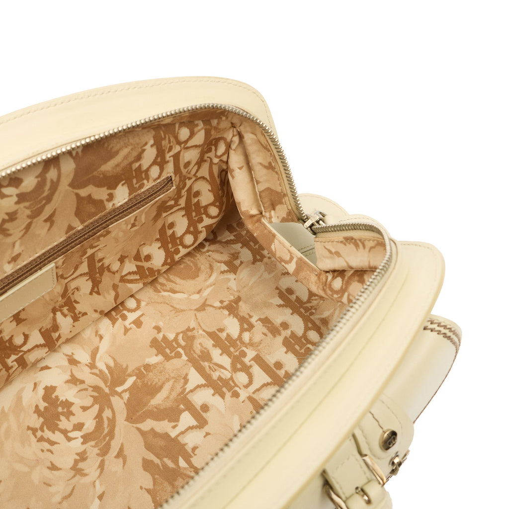 Christian Dior Shoulder Bag Detective Bag in Neutral, Leather