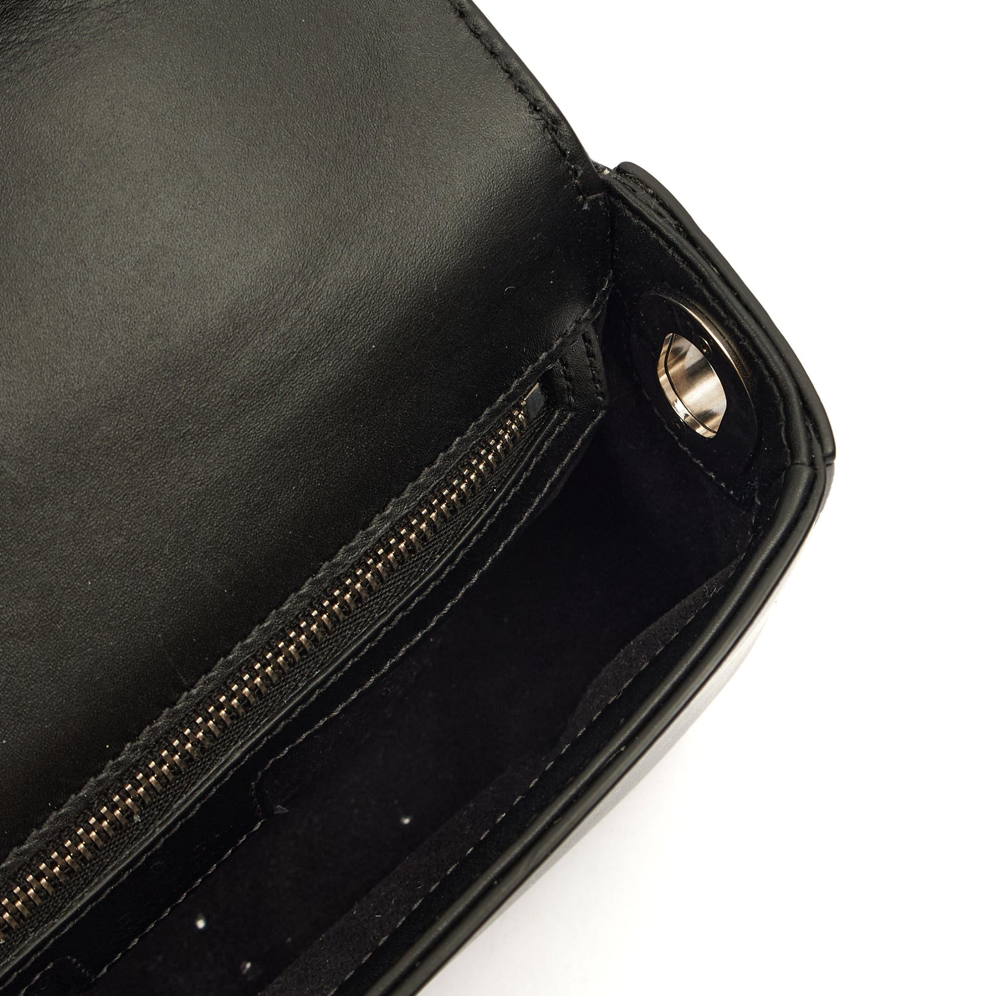 Gucci Cross Body Petite GG Shoulder Bag - Mini in Black, Leather