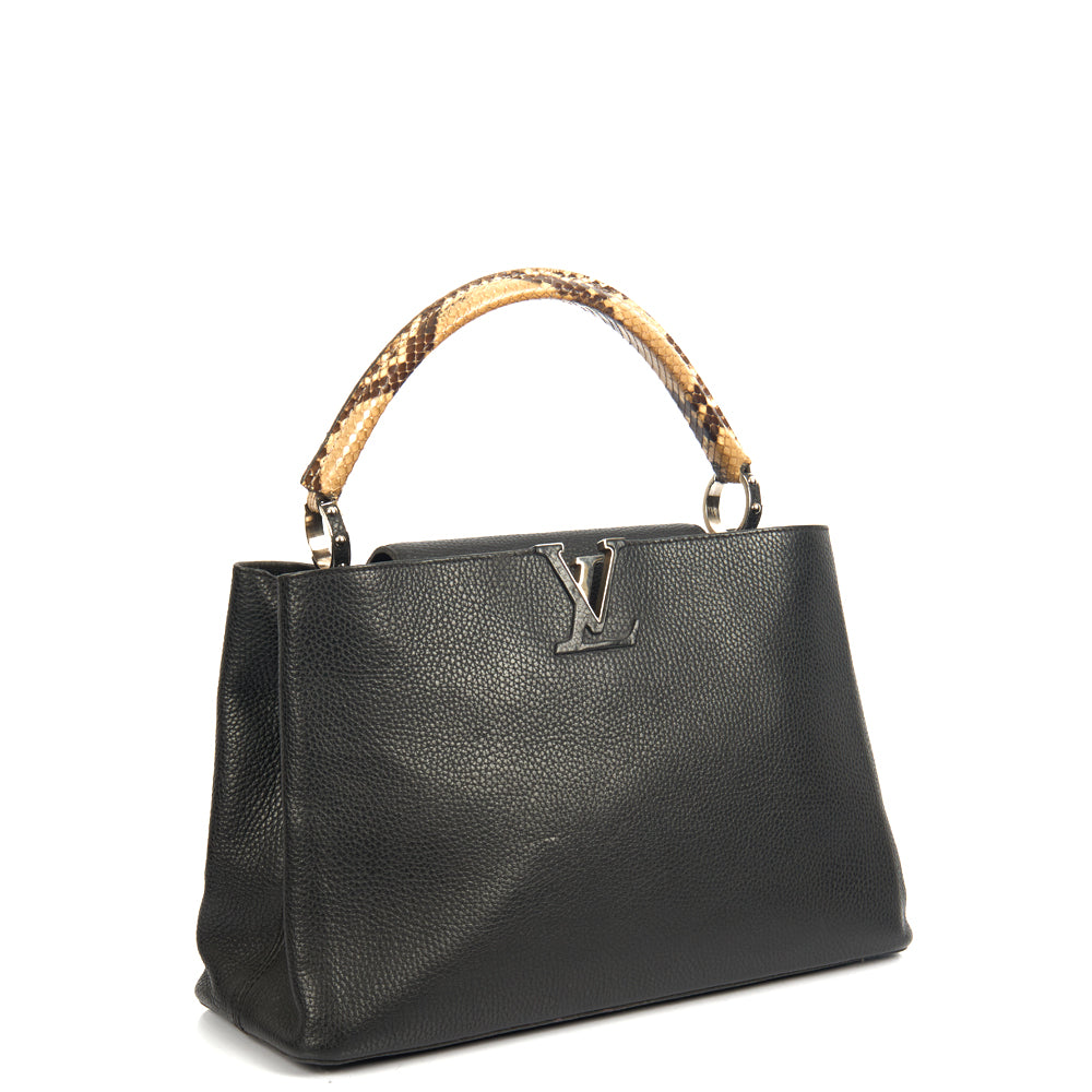 Louis Vuitton Capucines MM in Black, Leather