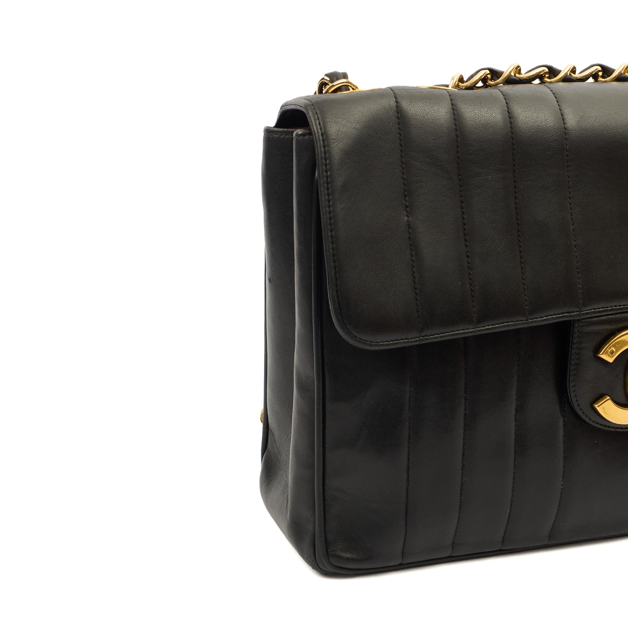 Chanel Shoulder Bag Maxi Jumbo XL in Black, Leather