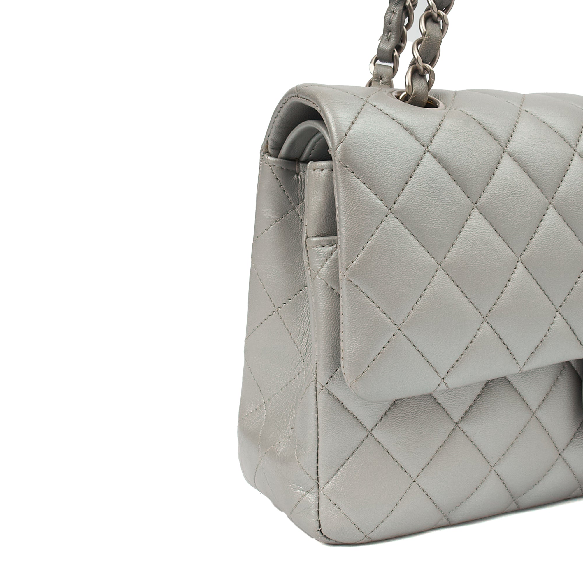 Chanel Shoulder Bag Classic Double Flap - Medium in Metallic, Calfskin Leather